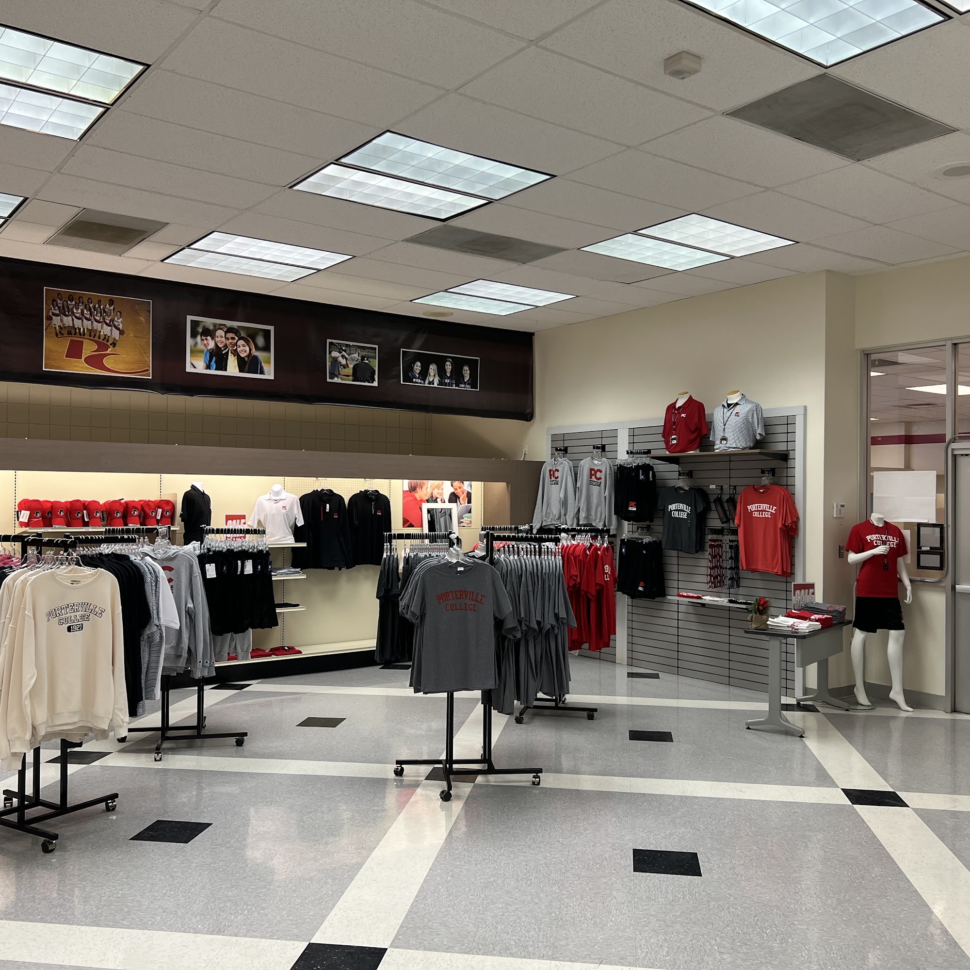 Porterville College Bookstore / Gear Shop Porterville