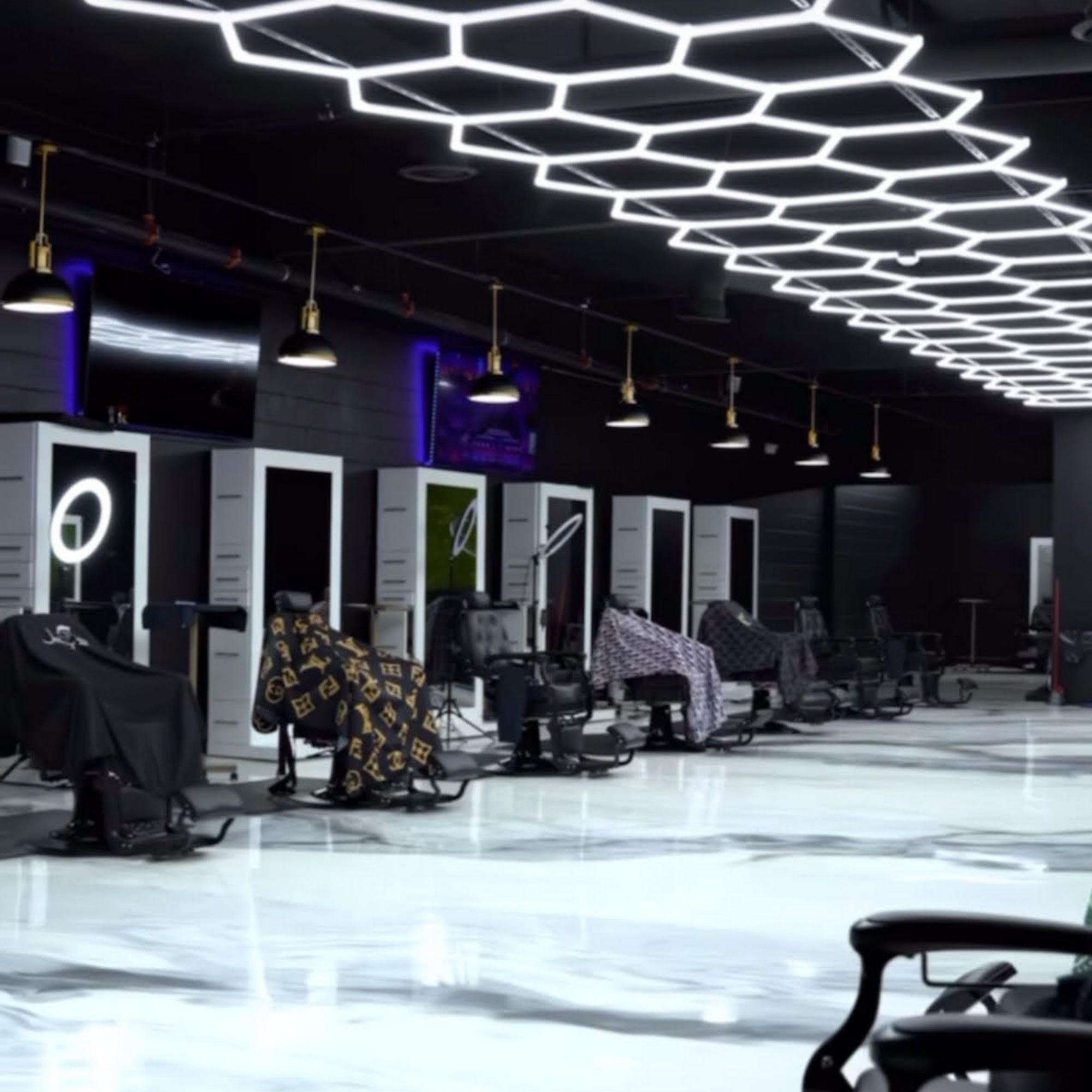 Atmos barber lounge