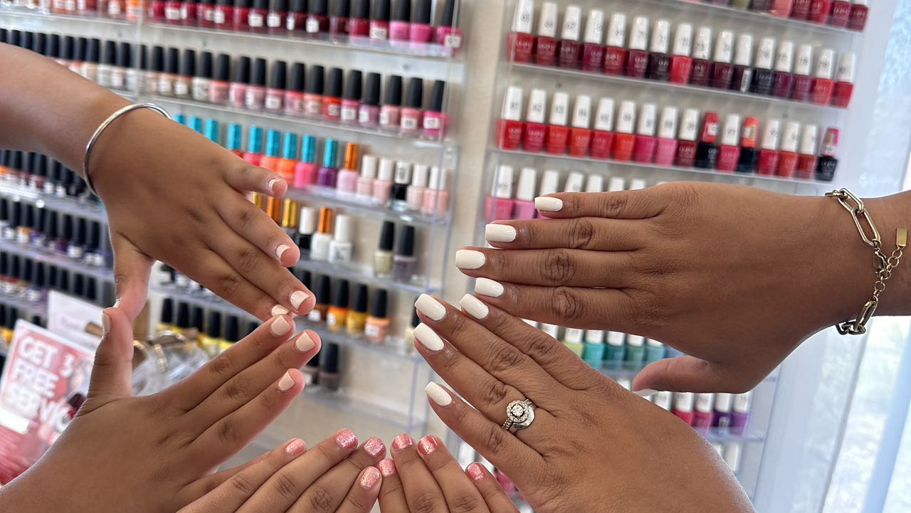 LUXE Nails & Lashes Bar