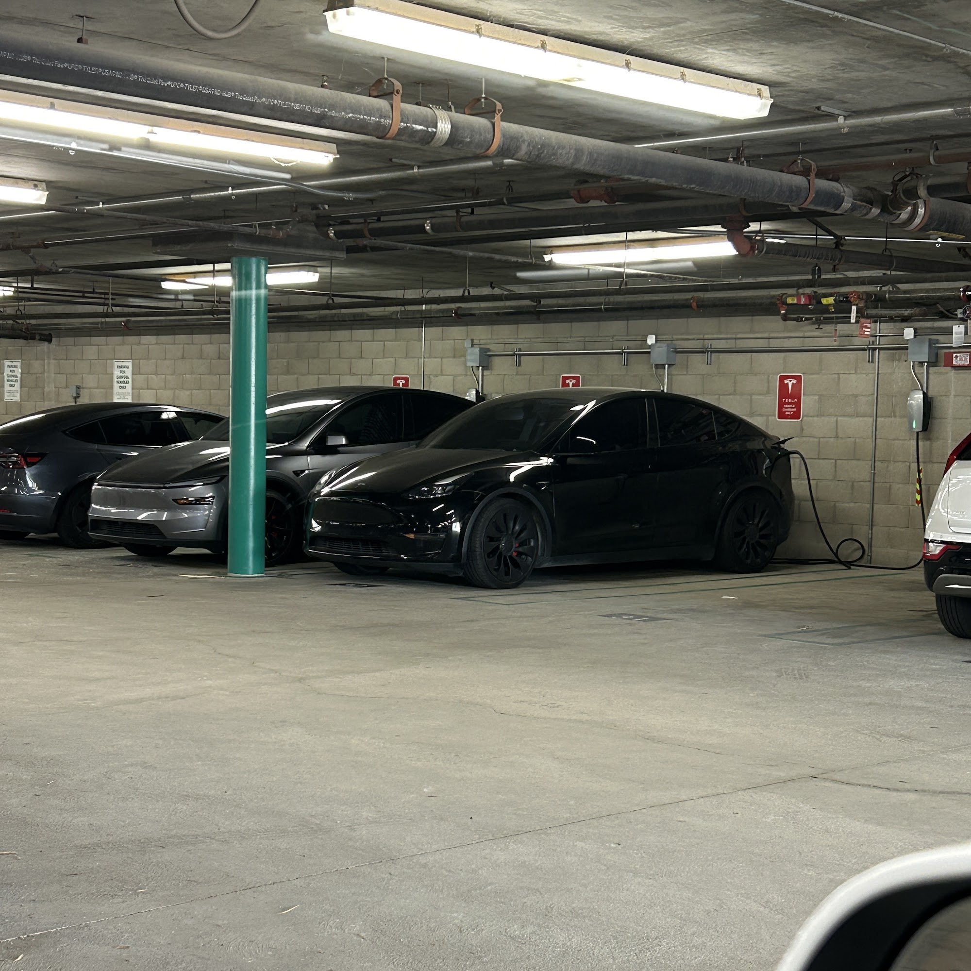 Tesla Destination Charger