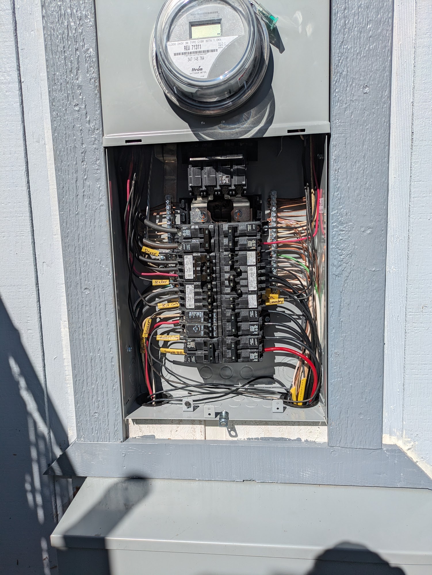 Affordable Electric Service 2678 Queens Way, Redding California 96001