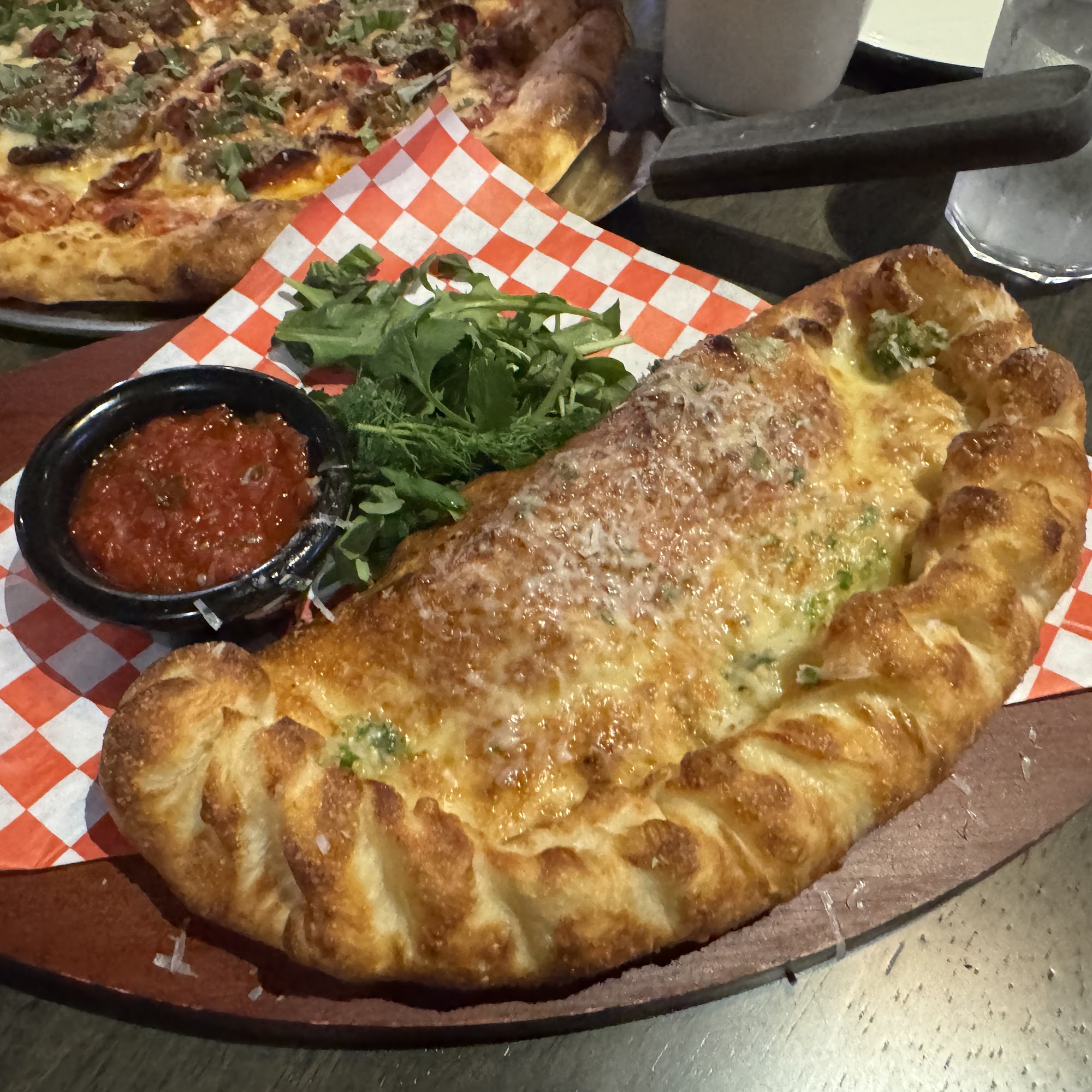 Made From Skratch Pizza Kitchen