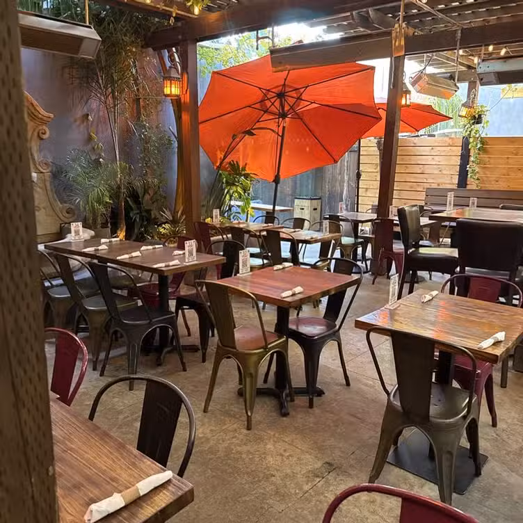 Photo credit: opentable