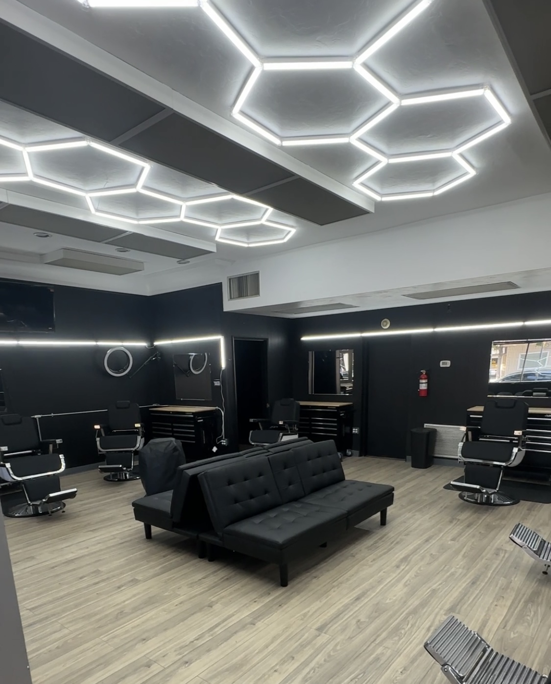 ICONICC BARBERSHOP