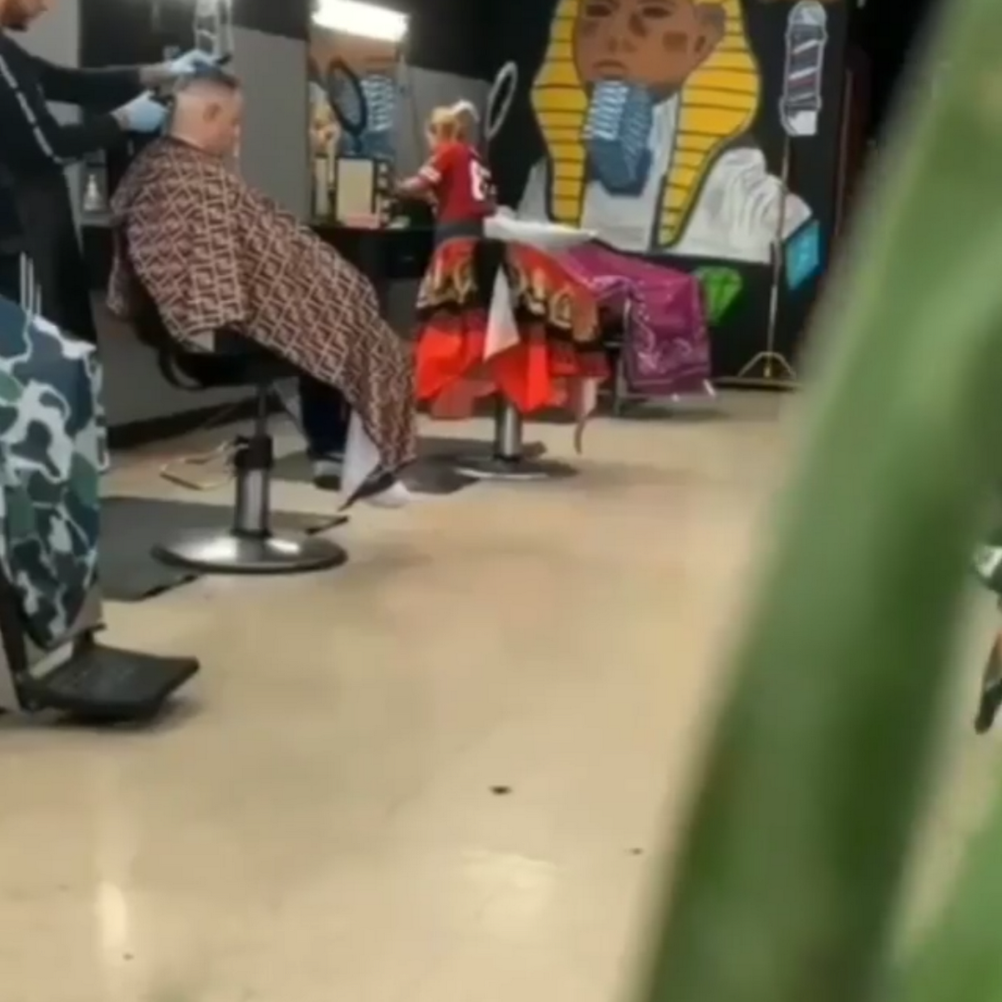 SULTAN CUTZ 710 E Foothill Blvd, Rialto California 92376