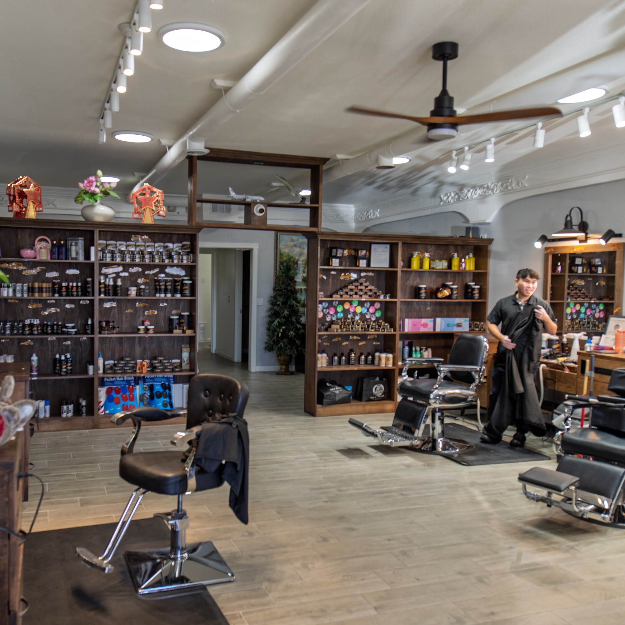 Iconic Barber & Salon