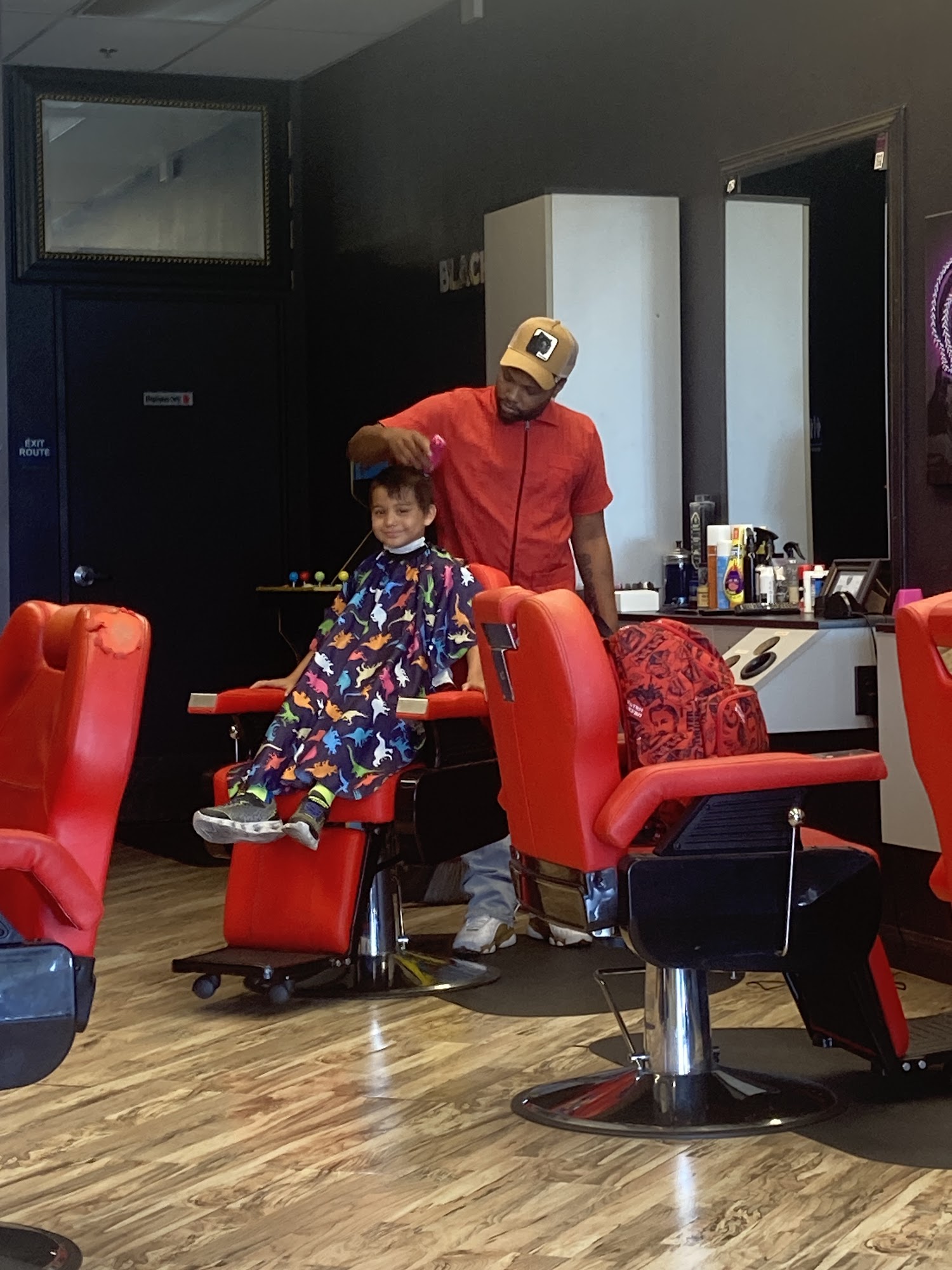 Blended Barber & Beauty 440 Elkhorn Blvd Ste 9, Rio Linda California 95673