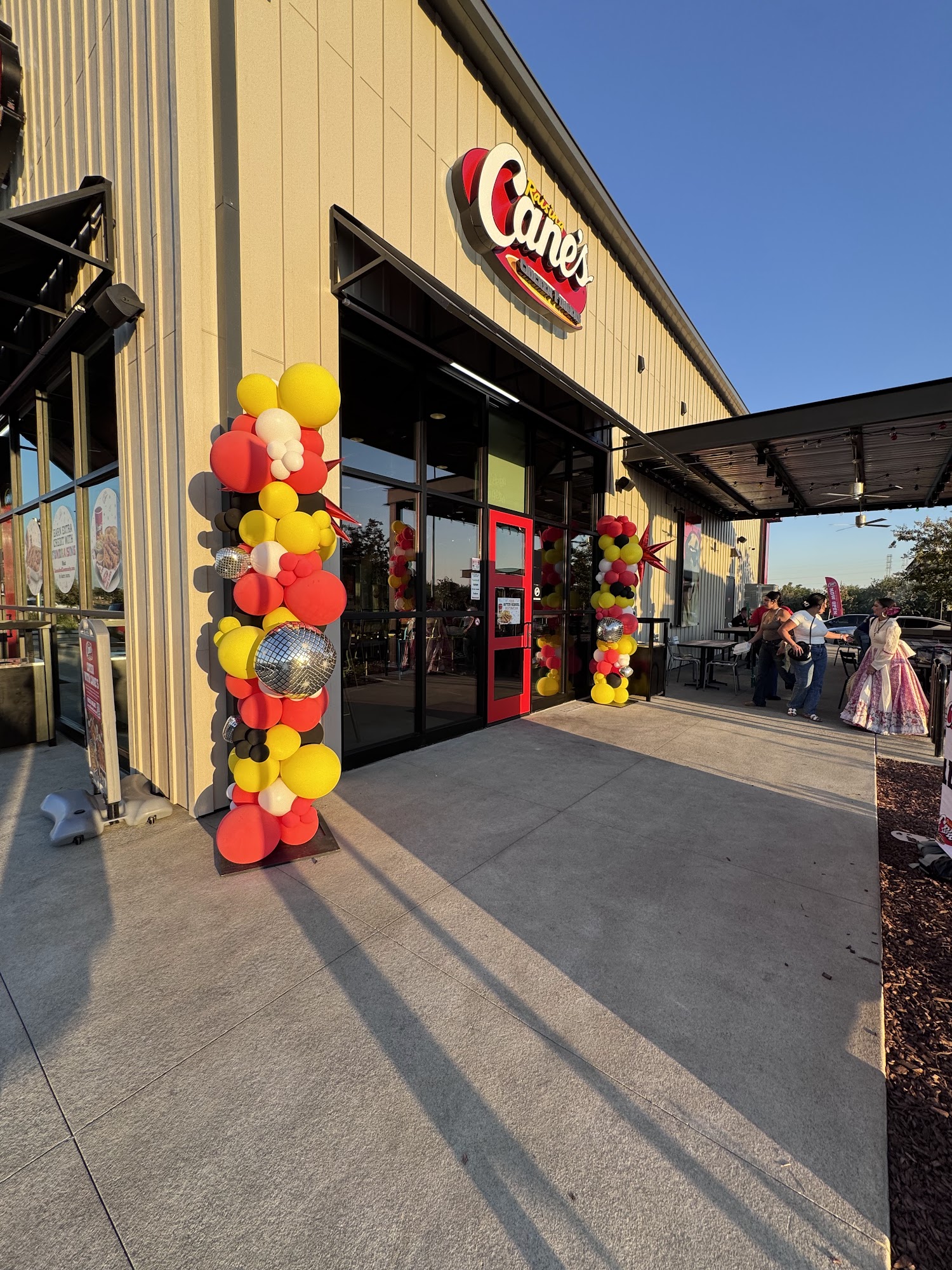 Raising Cane's Chicken Fingers Riverbank
