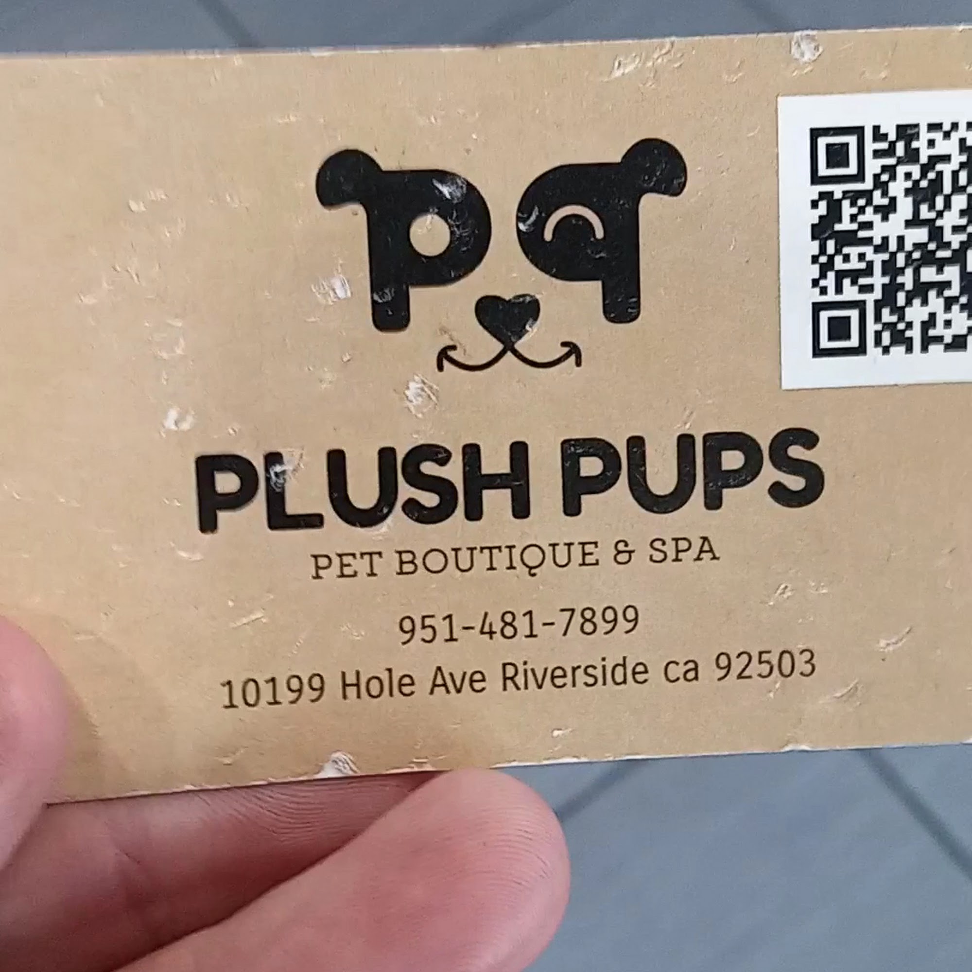 Plush Pups pet boutique and spa Riverside