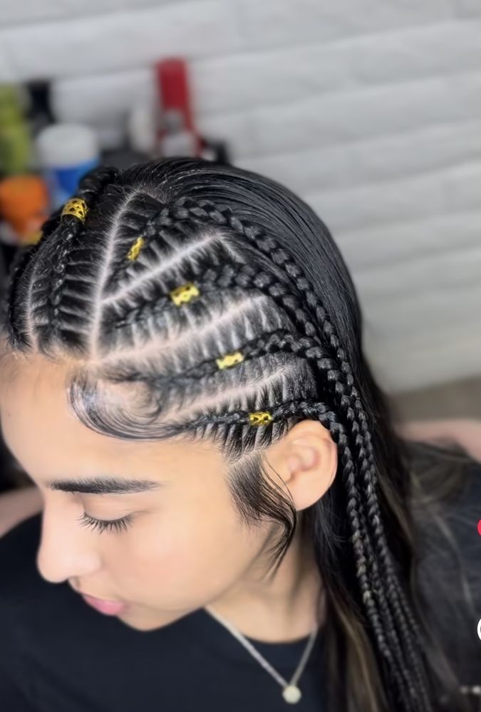 LLORRAINE LASHES BEAUTY BAR