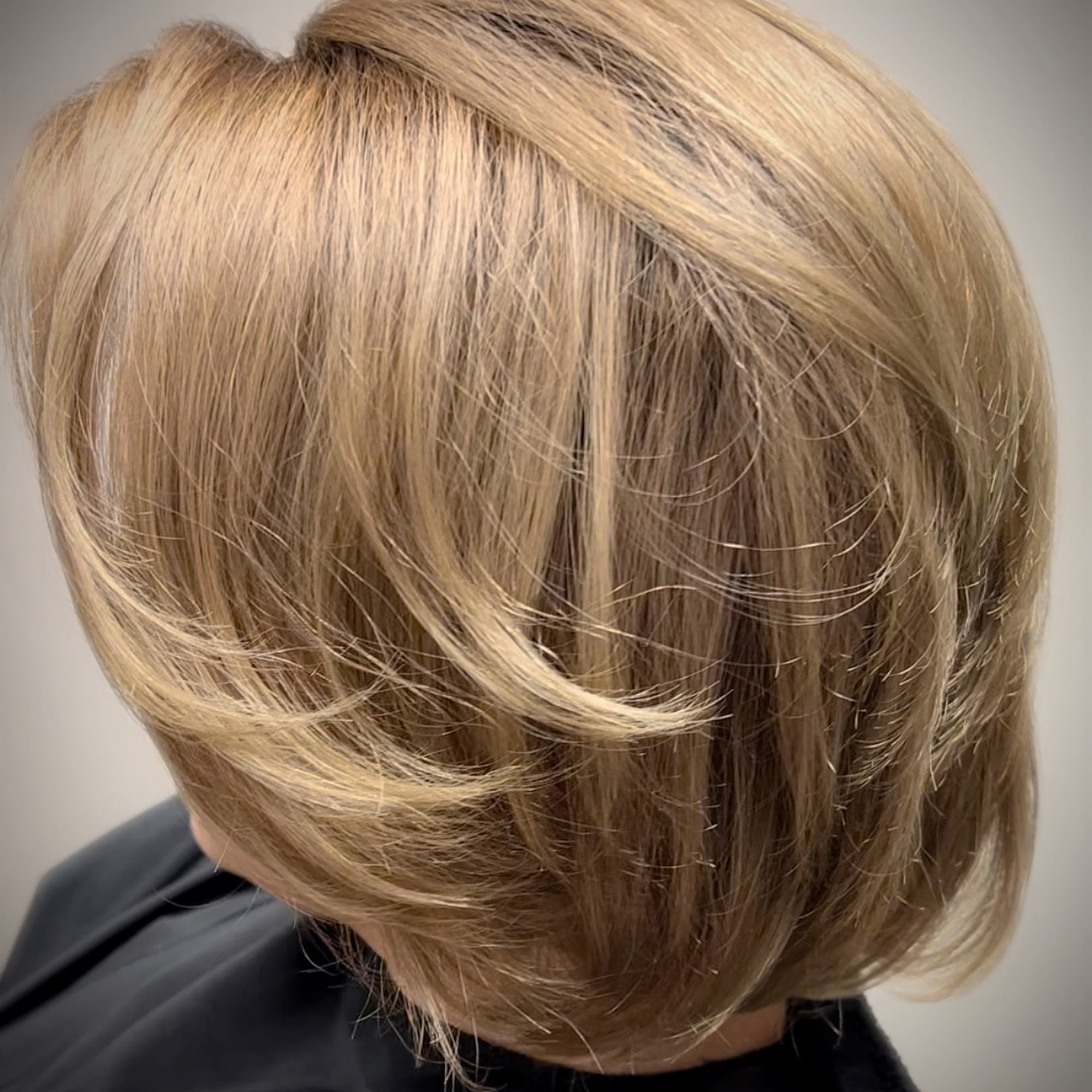 THE HAIR CO. WITH KYRSTIE LLC 6177 Brockton Ave, Riverside California 92506