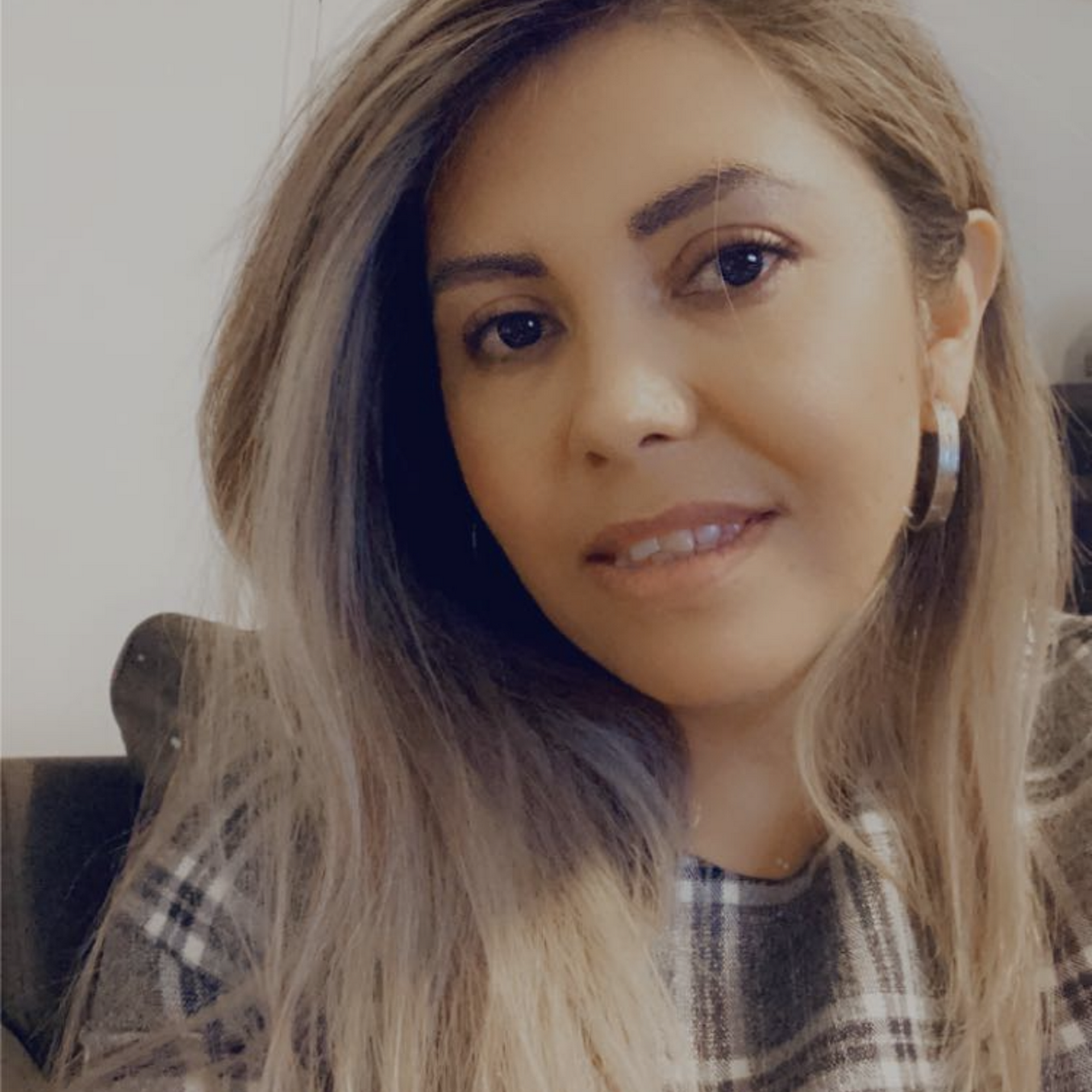 Ericka Nails Studio 3903 Tyler St, Riverside California 92503