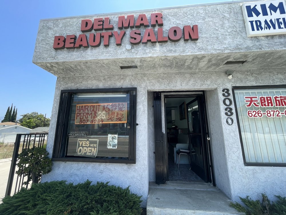Del Mar Beauty Salon