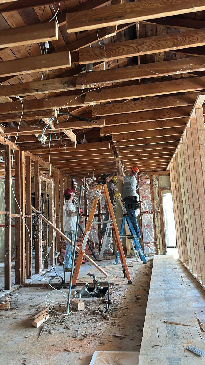 Gauntlet Roofing