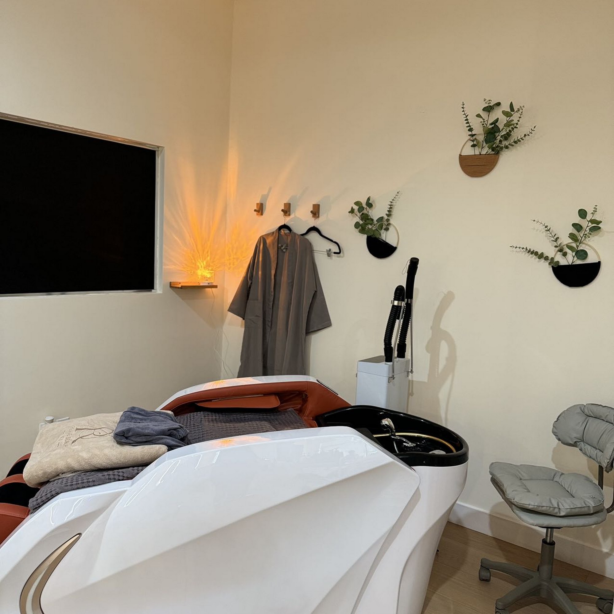 Revive Scalp and Beauty Spa