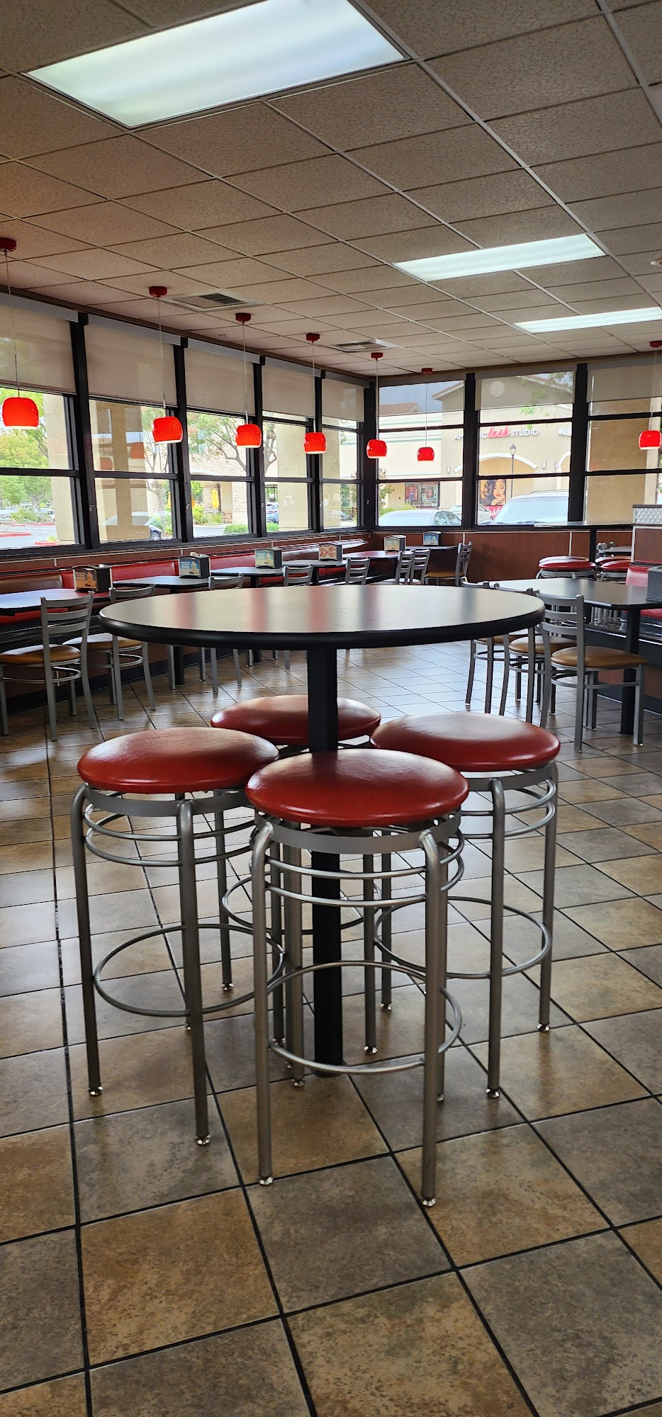 Carl’s Jr.