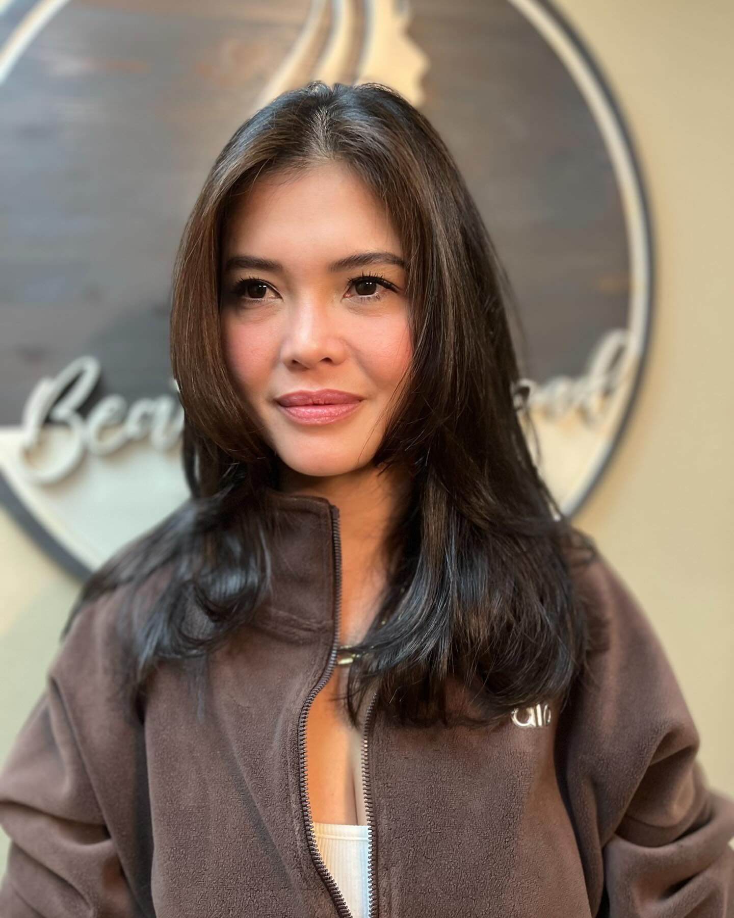 B & B Beauty Salon