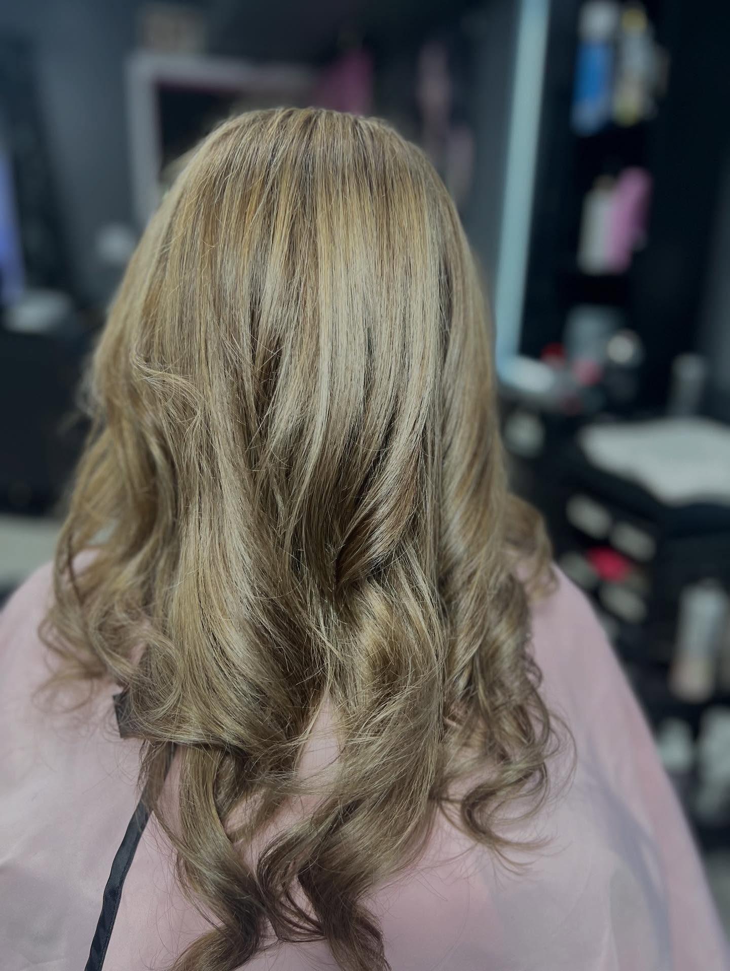 Marlene's Beauty Salon 2106 El Camino Ave, Sacramento California 95821