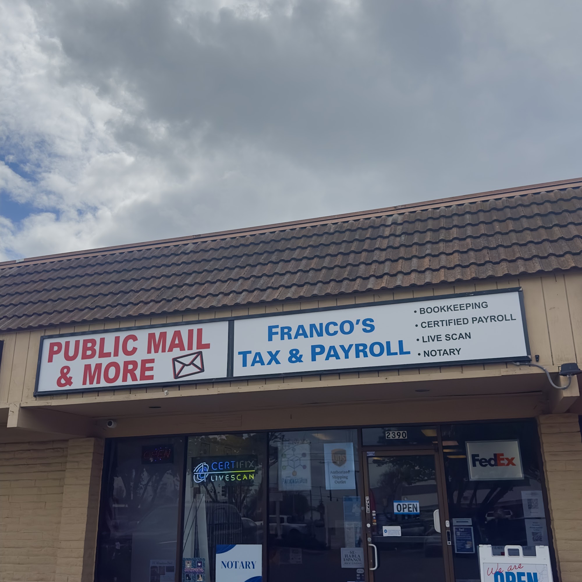 UPS Authorized Shipping Outlet