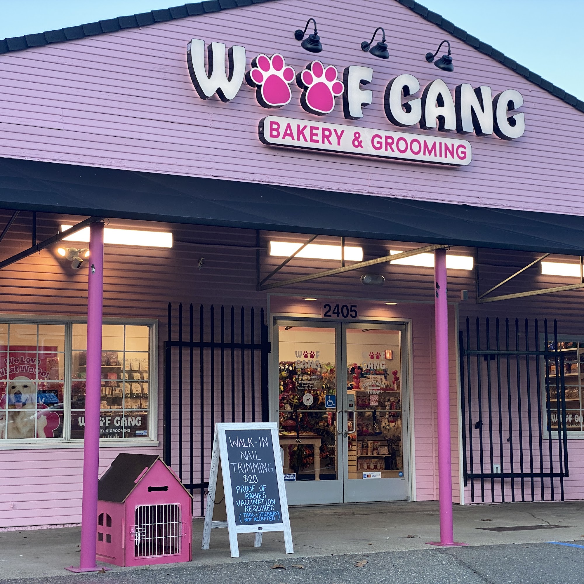 Woof Gang Bakery & Grooming Midtown Sac