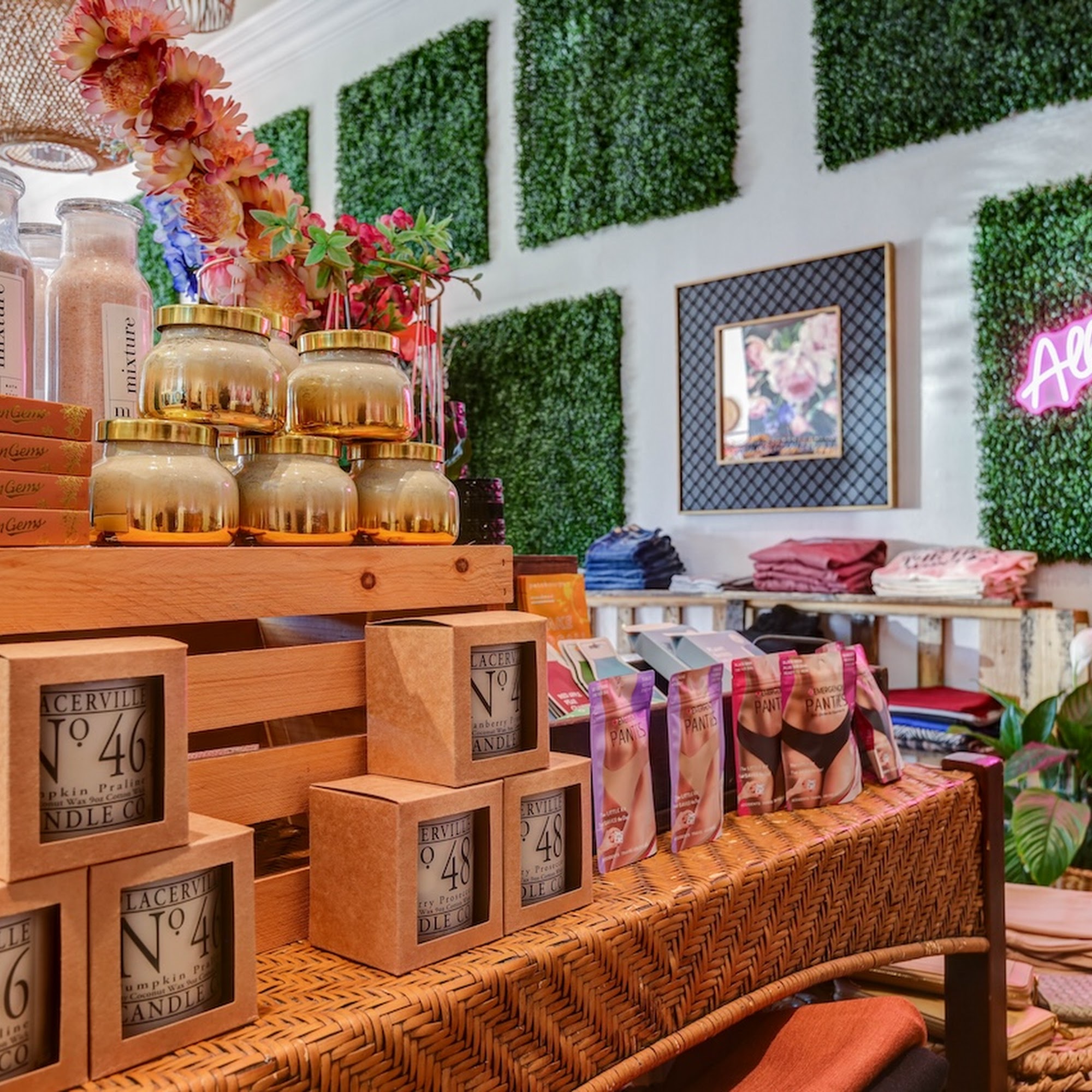 R Cubed Lifestyle (H Street) Sacramento