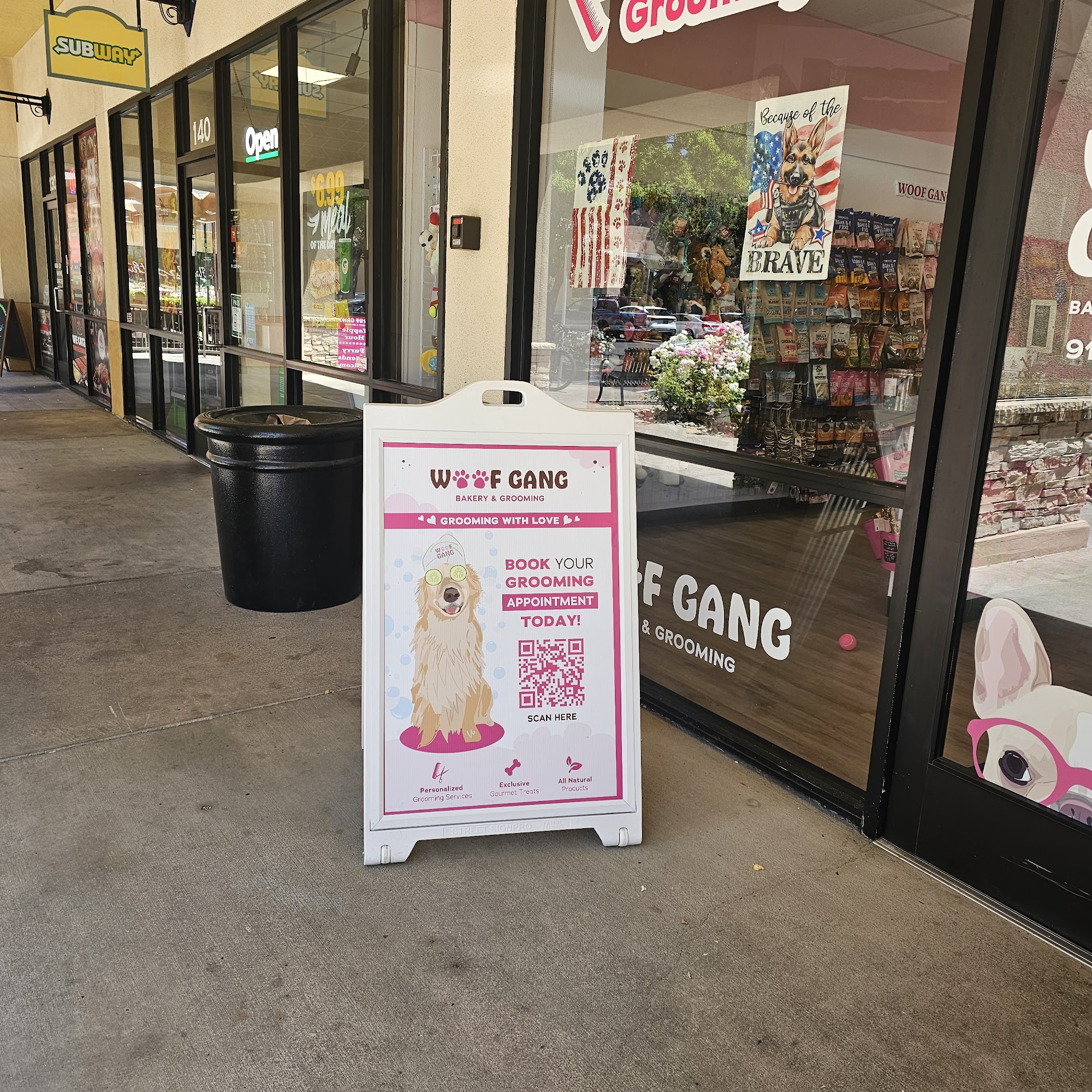 Woof Gang Bakery & Grooming Park Place Sacramento