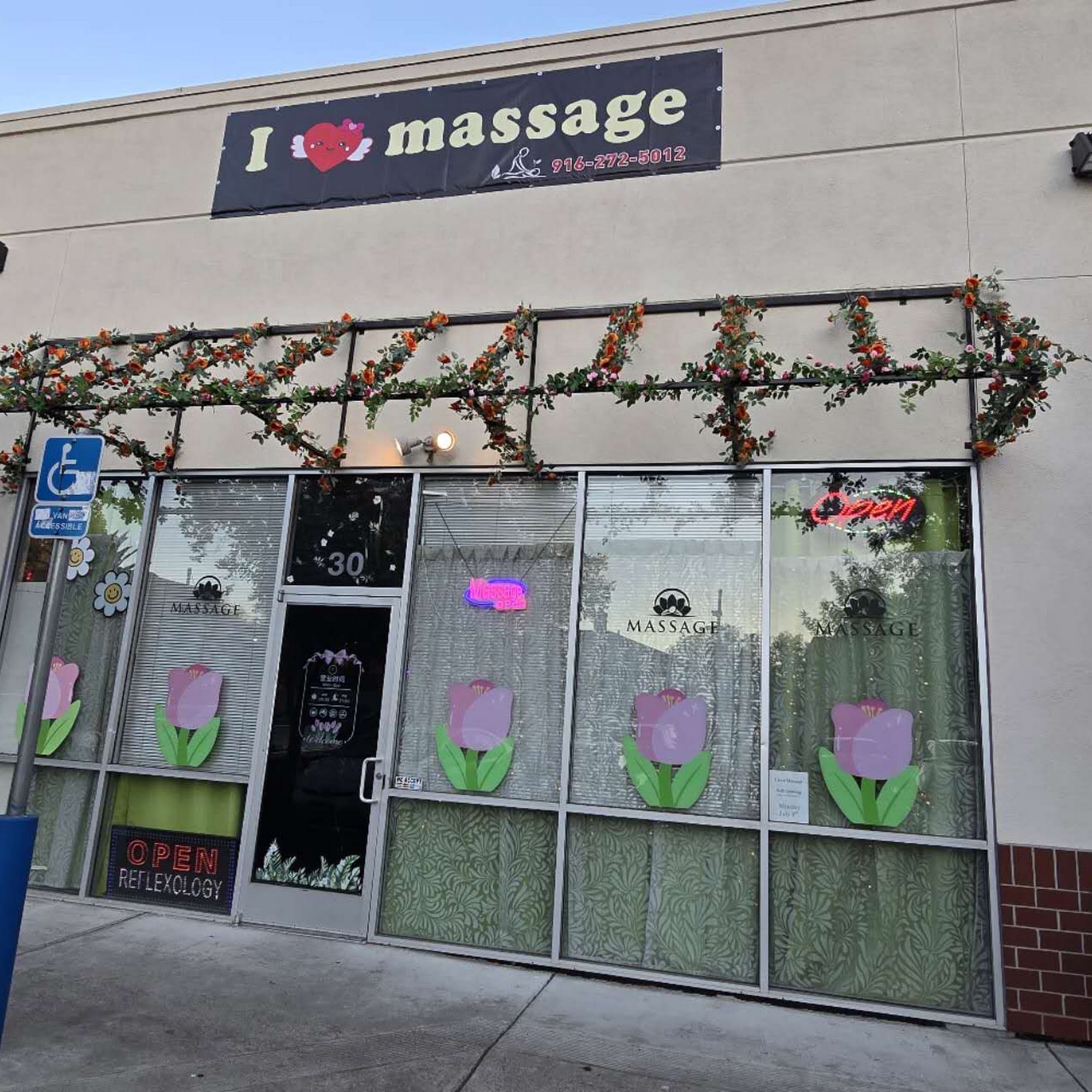 I love Massage 1049 Broadway #30, Sacramento California 95818
