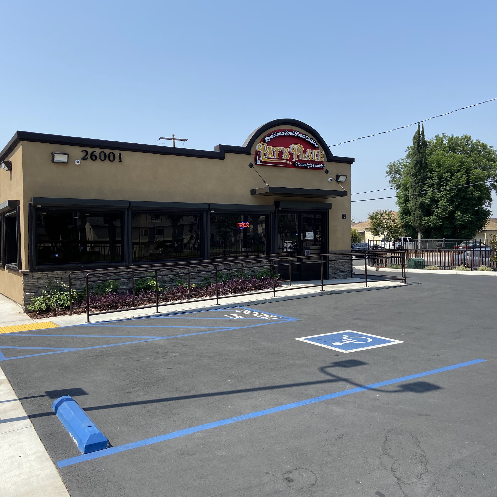 Pat’s Place Louisiana Soul Food Cuisine Homestyle Cookin’ 26001 E Baseline St, San Bernardino