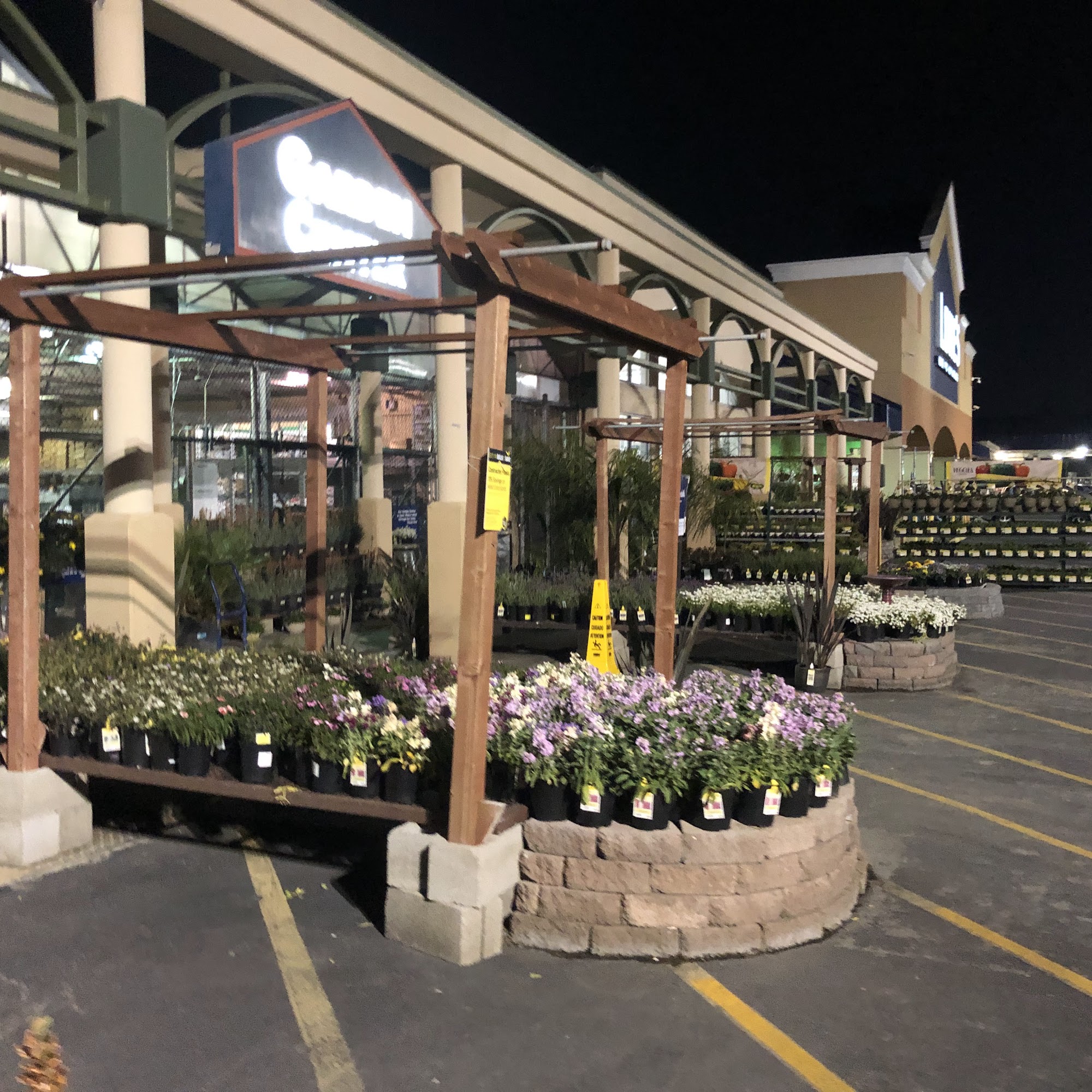 Lowe's Garden Center