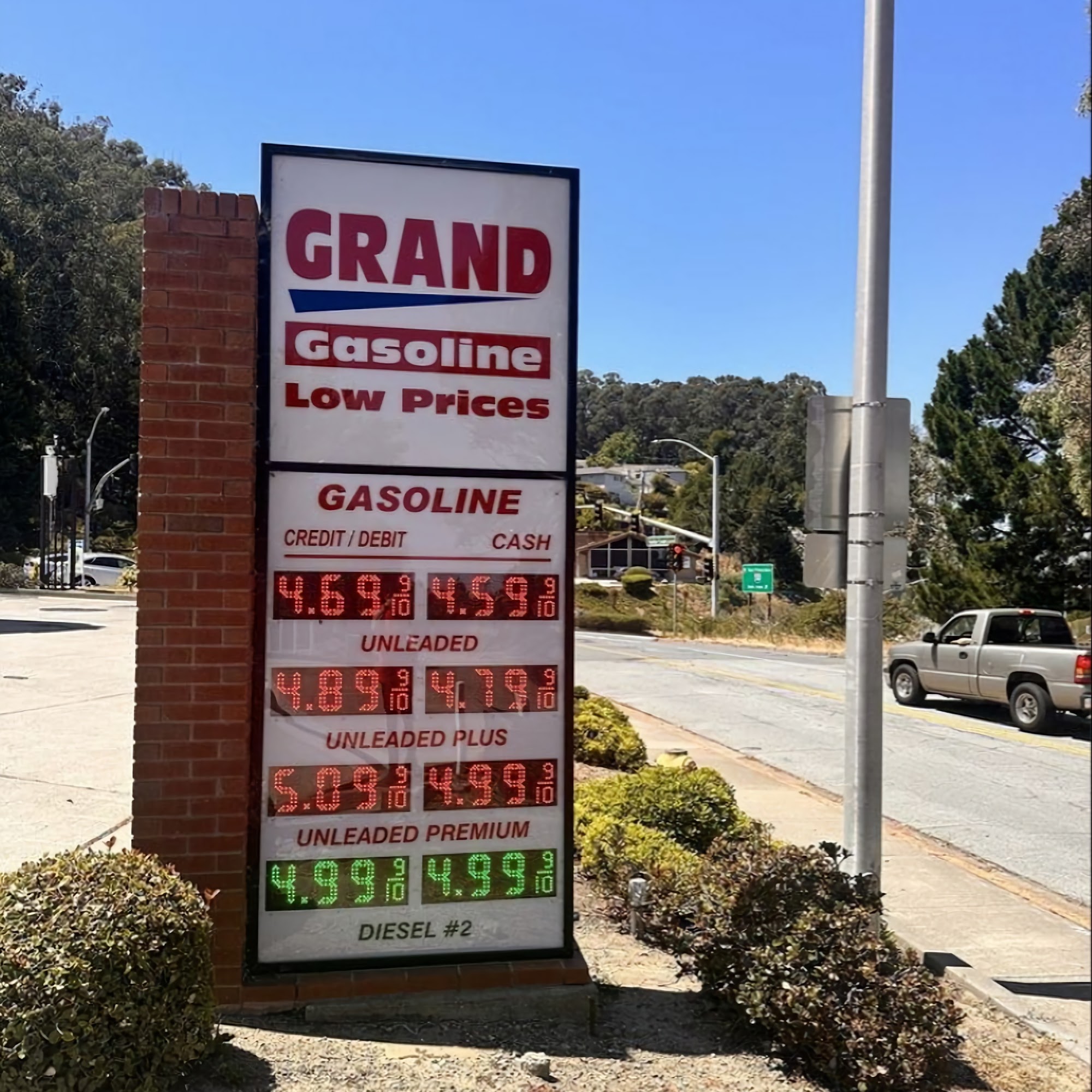 San Bruno Grand Gasoline