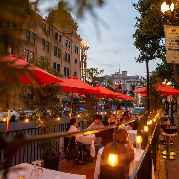 Photo credit: opentable