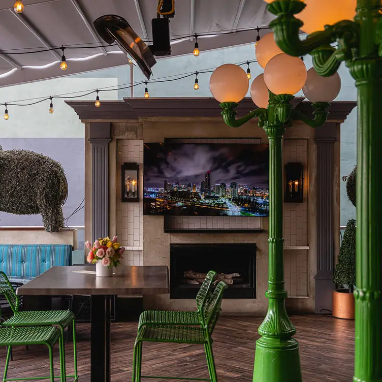 Photo credit: opentable