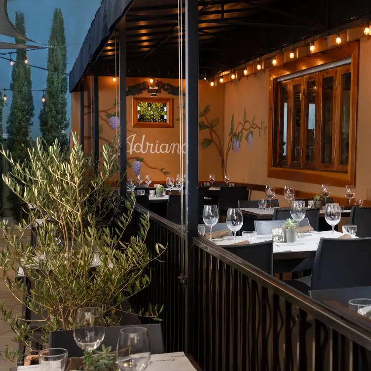 Photo credit: opentable