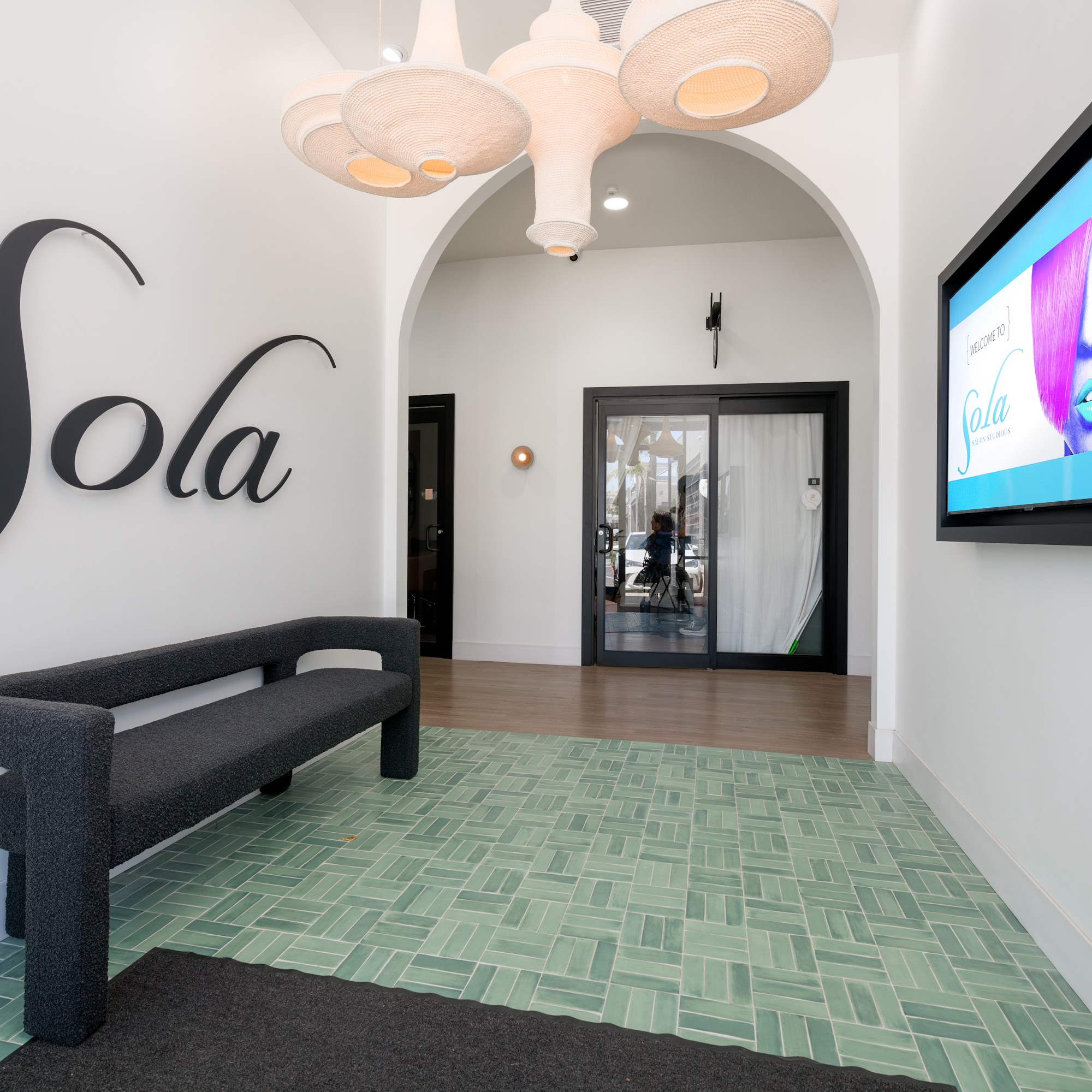 Sola Salons