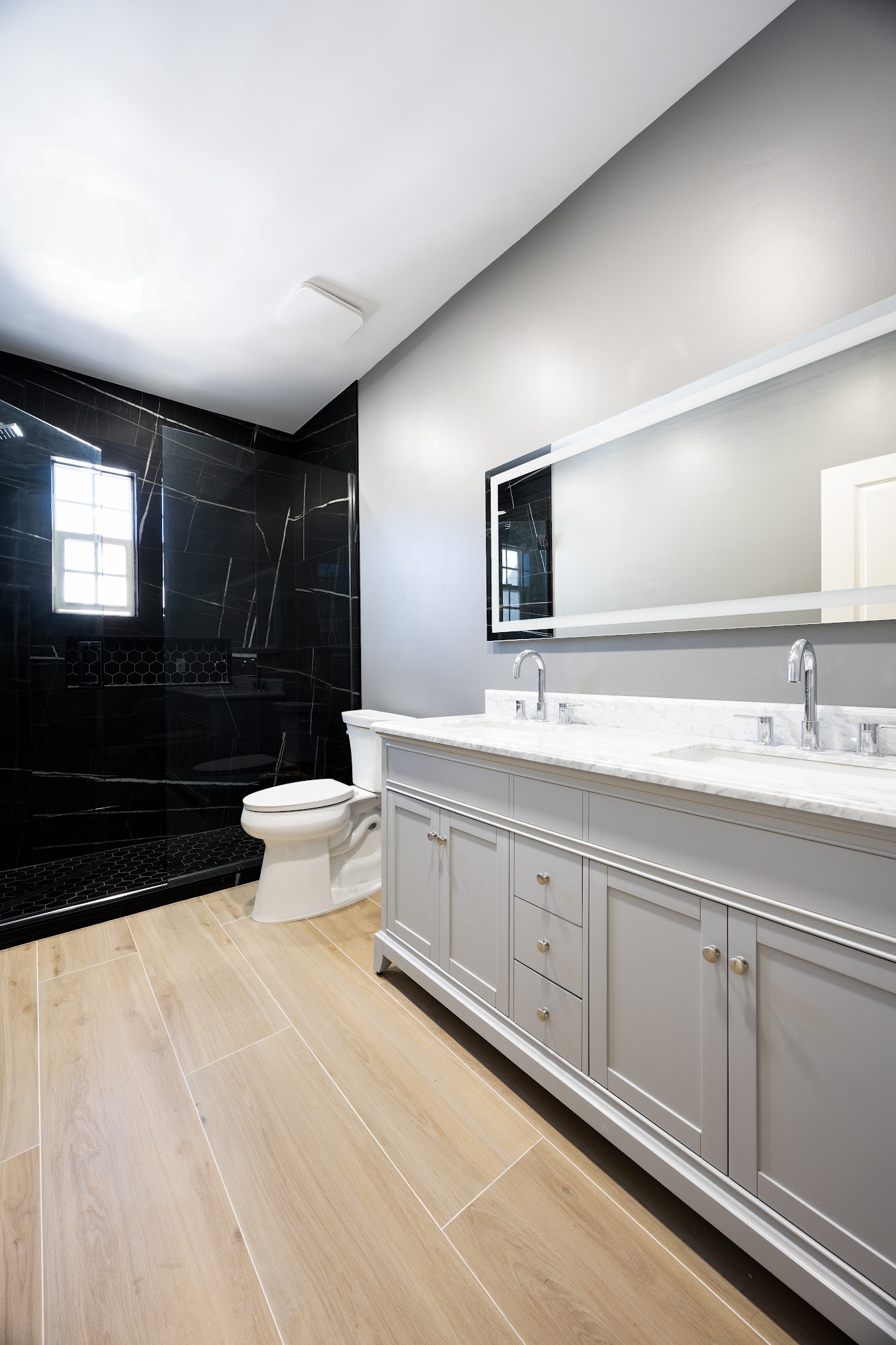 Royalty Design & Build Inc