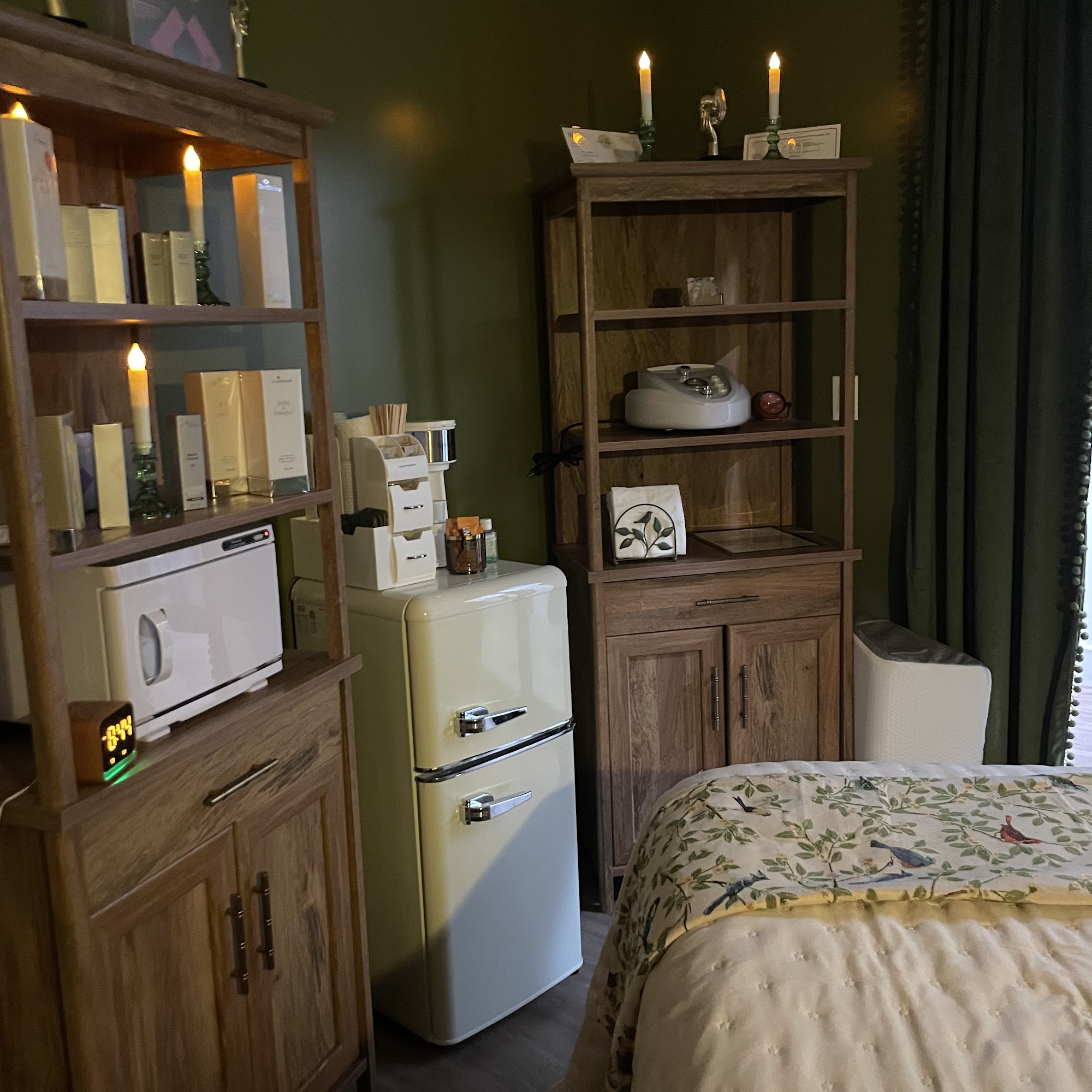 Skin Beautyq 12004 Carmel Mountain Rd suite 48, San Diego California 92128