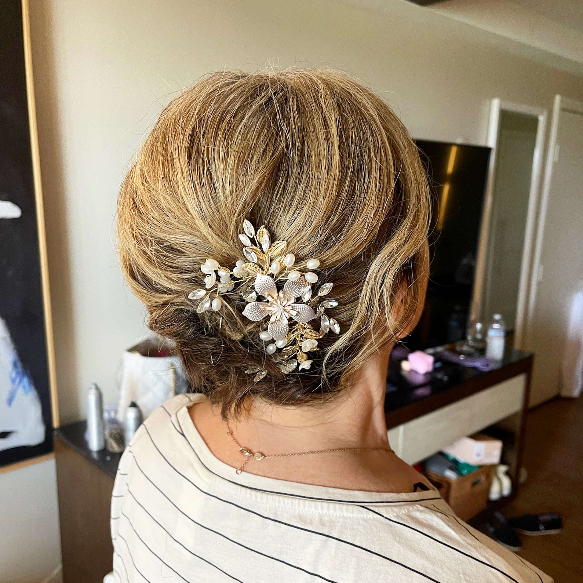 Mobile Radiance - Bridal Makeup Artists and Hairstylists in San Diego 3111 Camino Del Rio N #400, San Diego California 92108