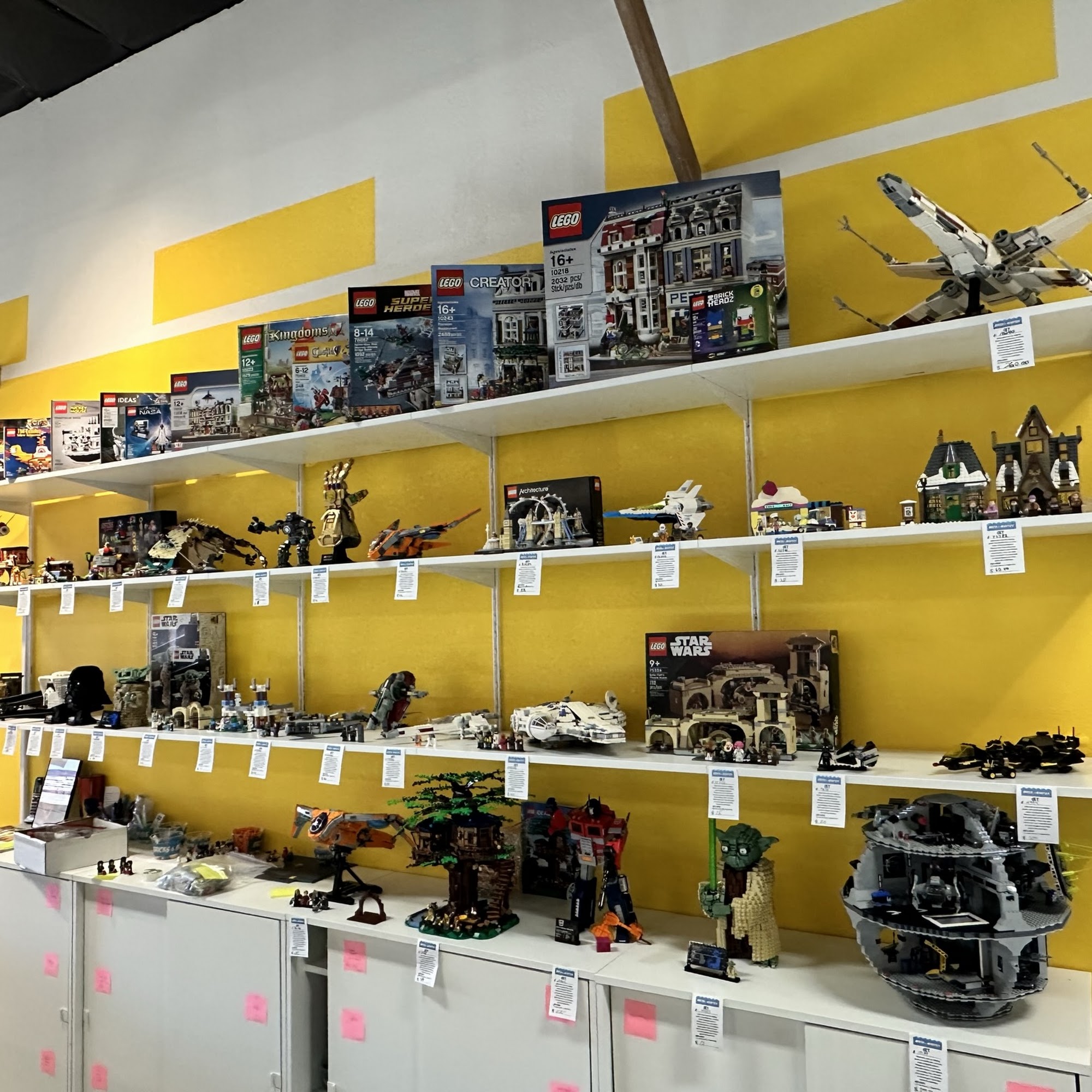 Bricks & Minifigs North San Diego