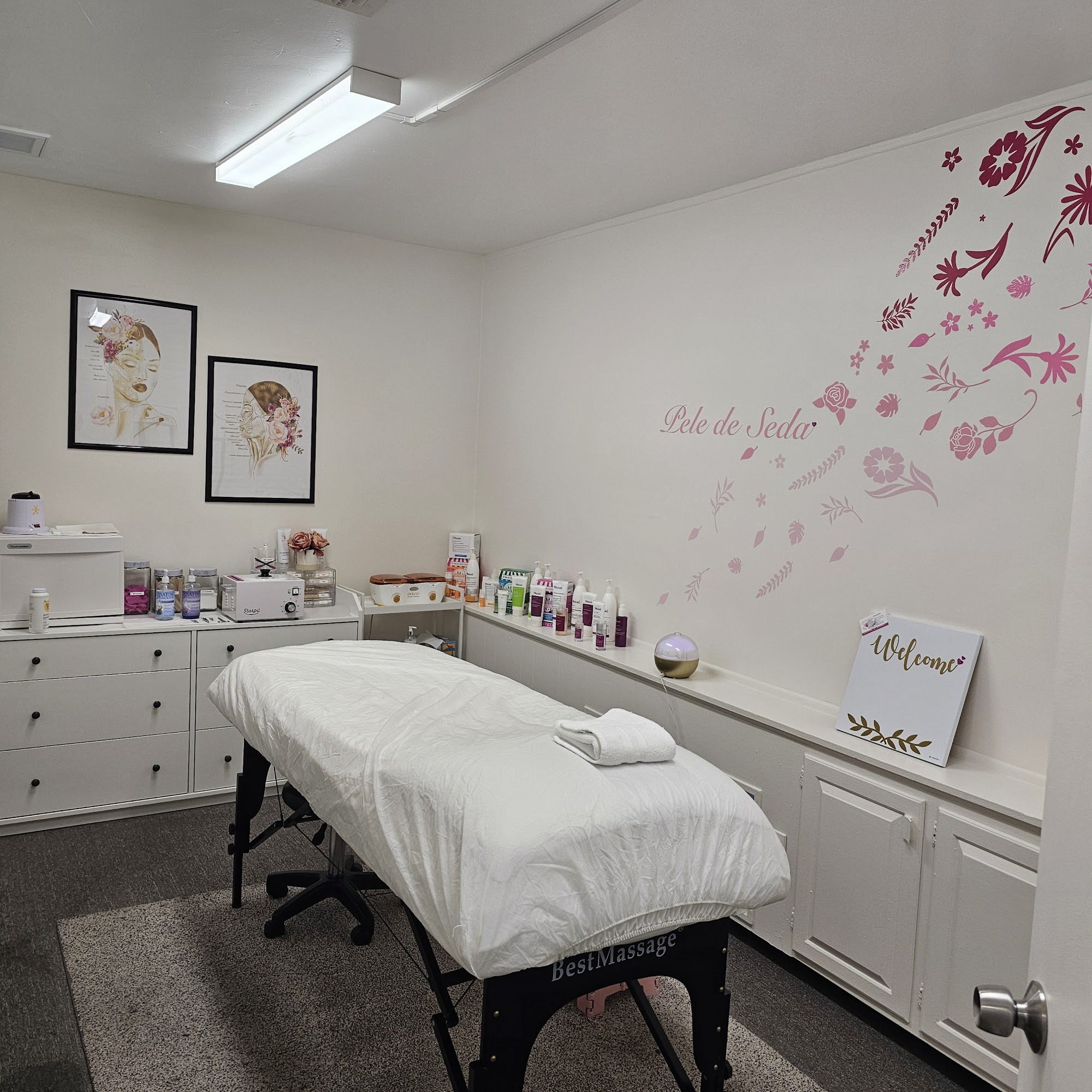 Pele de Seda Skin Care 3333 Midway Dr Suite 202, San Diego California 92110