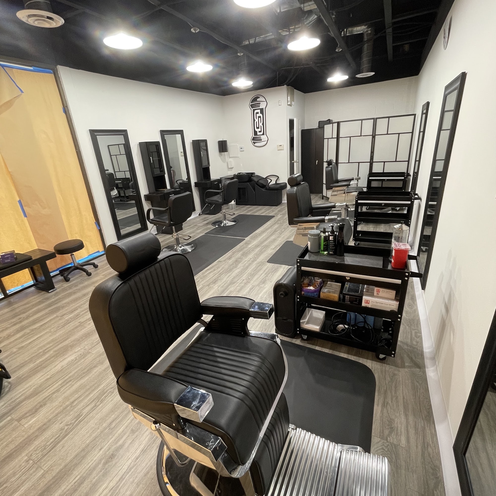 Binh's Barbershop 5597 Clairemont Mesa Blvd Suite B, San Diego California 92117