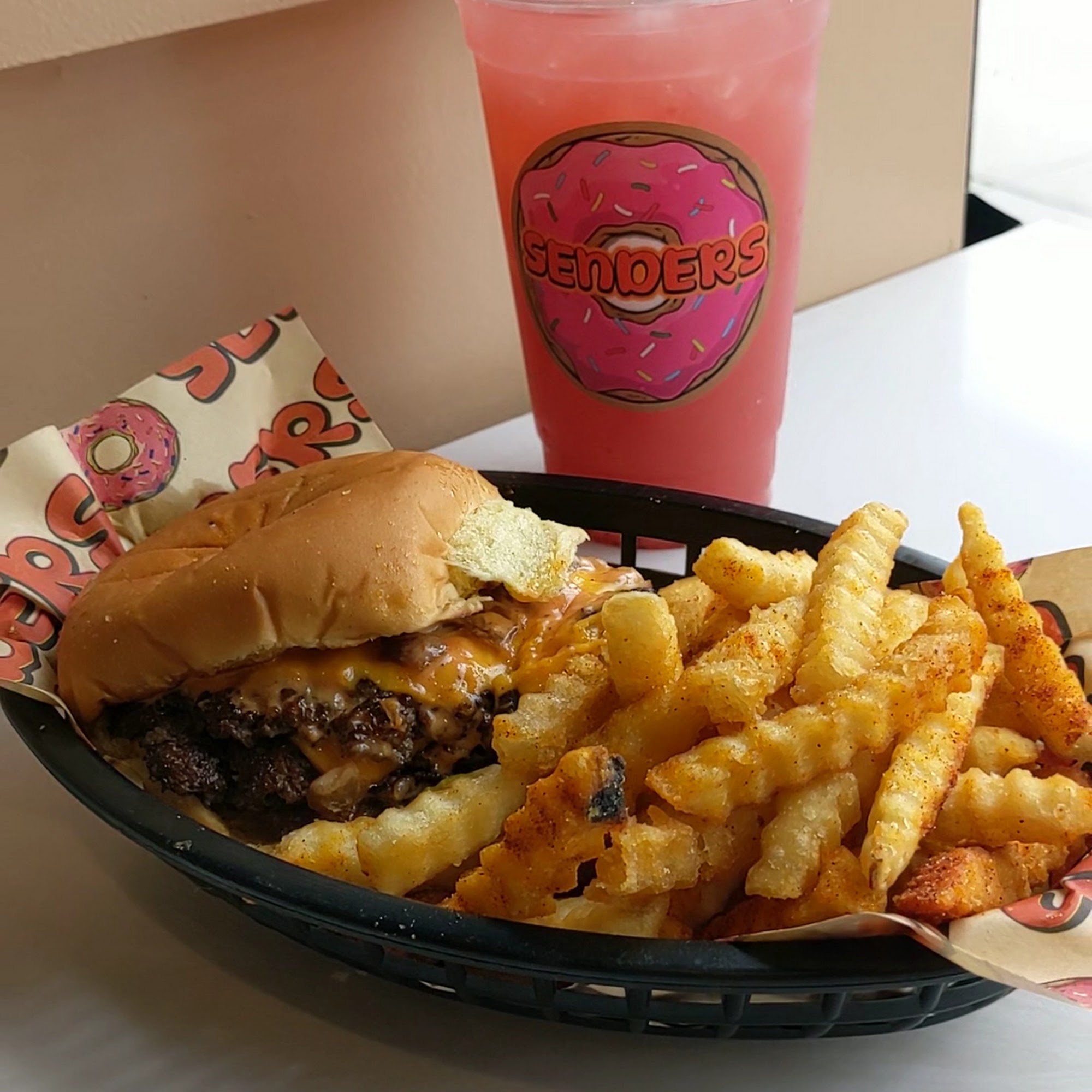 Senders San Fernando