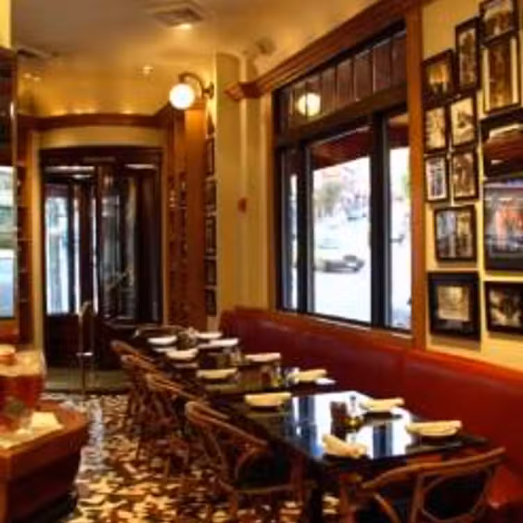 Photo credit: opentable