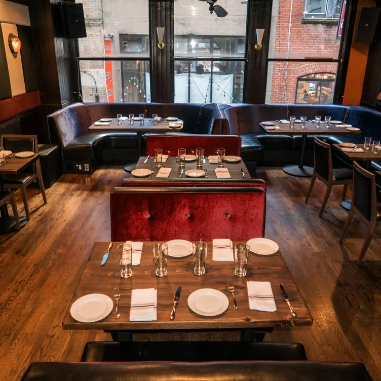 Photo credit: opentable