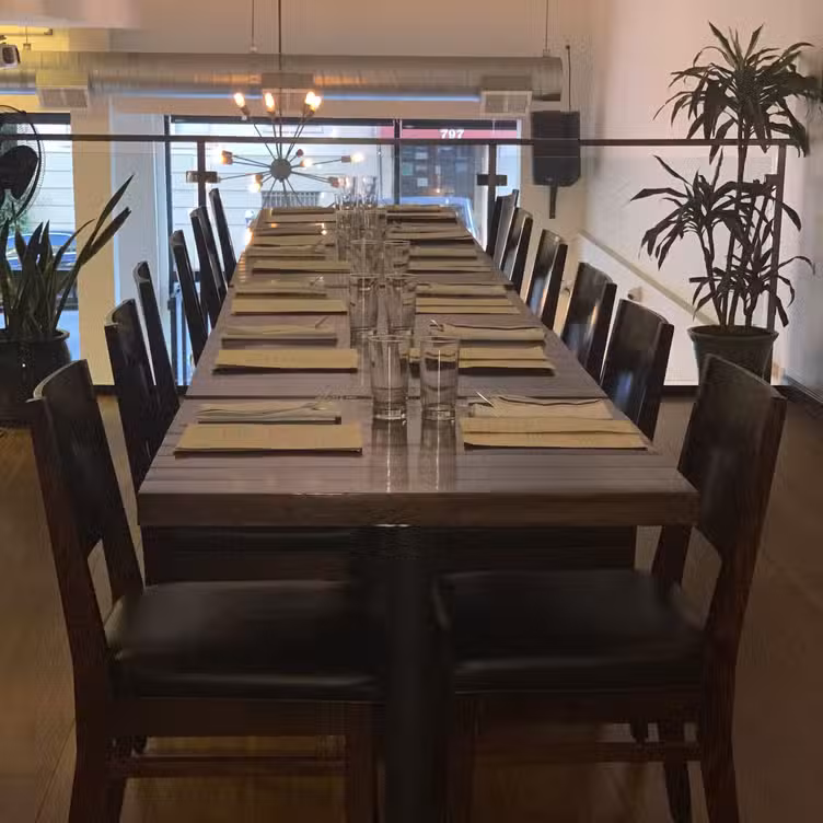 Photo credit: opentable