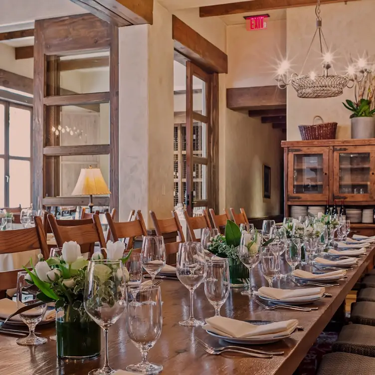 Photo credit: opentable