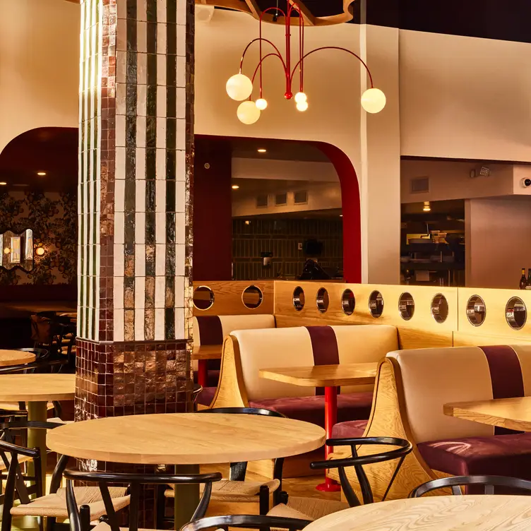 Photo credit: opentable