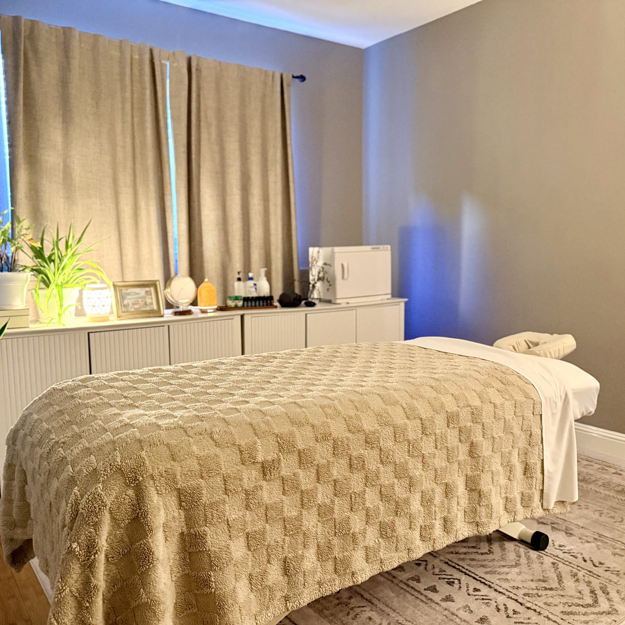 Liora Retreat 2155 Union St Suite2, San Francisco California 94123