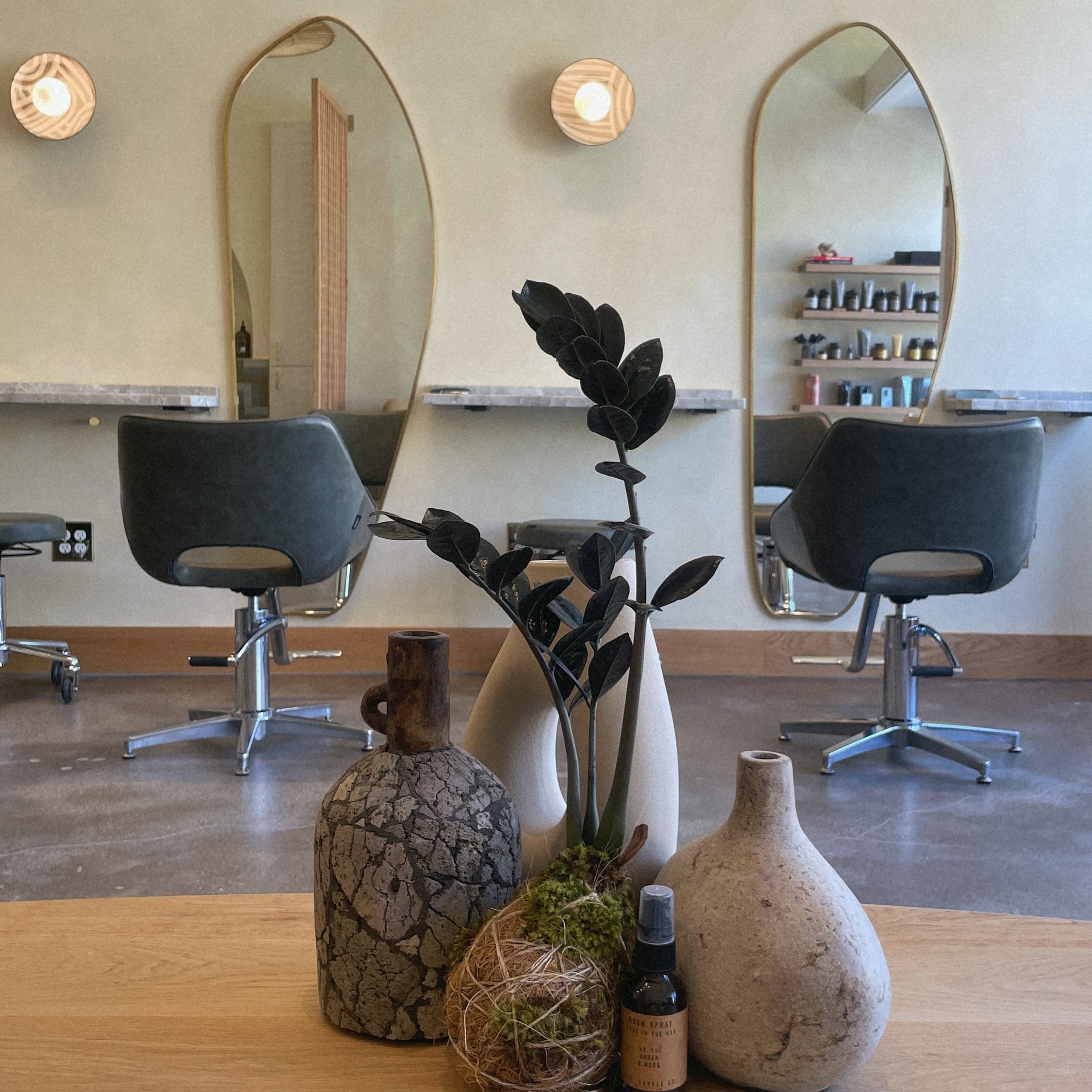 Ambiente Salon 2759 21st St, San Francisco California 94110