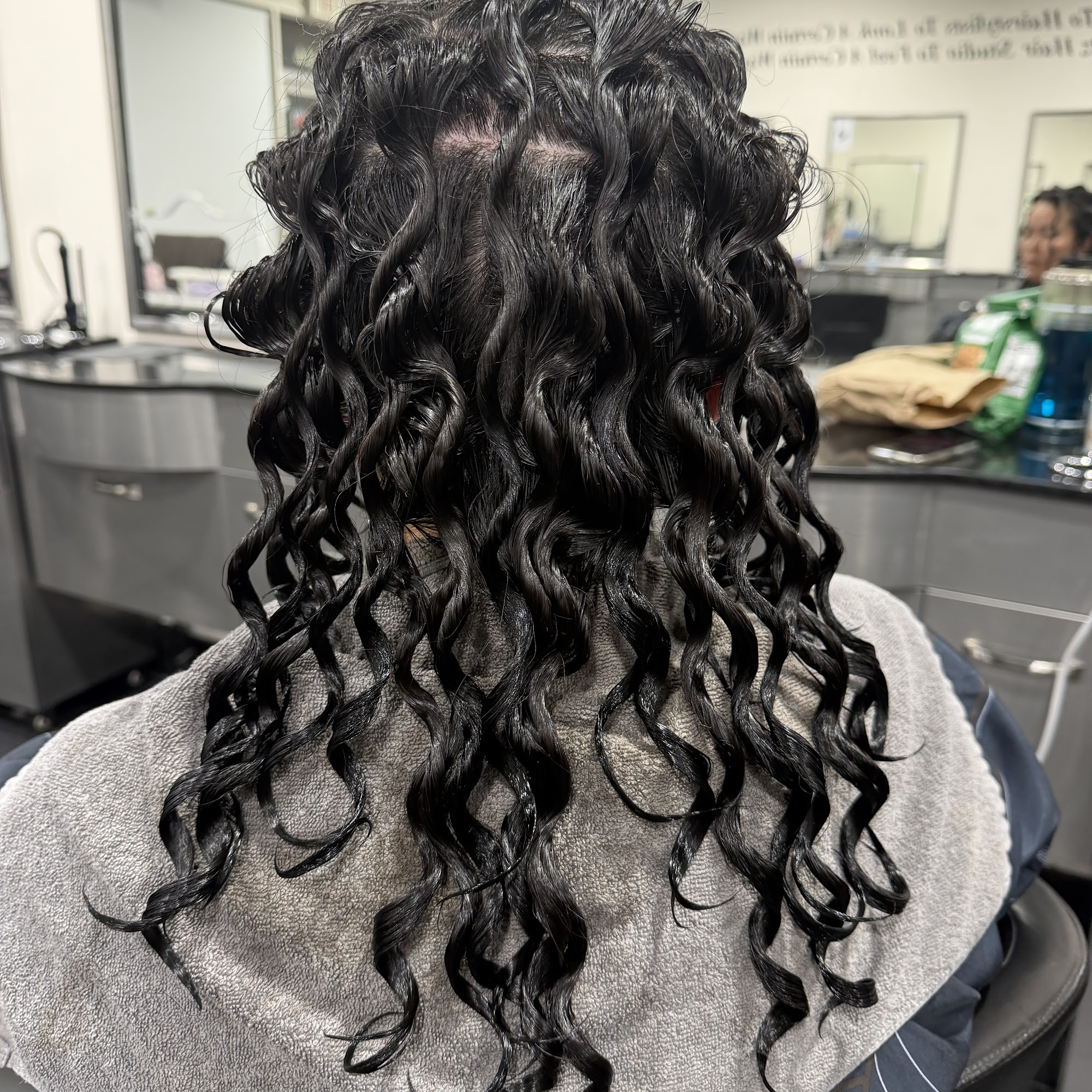 Artiztz Hair Studio 445 Saratoga Ave, San Jose California 95129