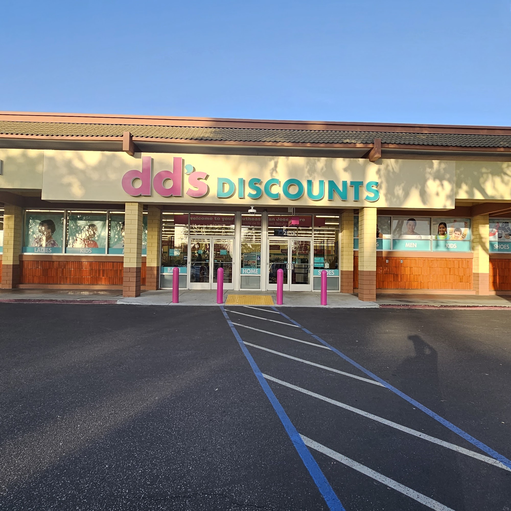 dd's DISCOUNTS